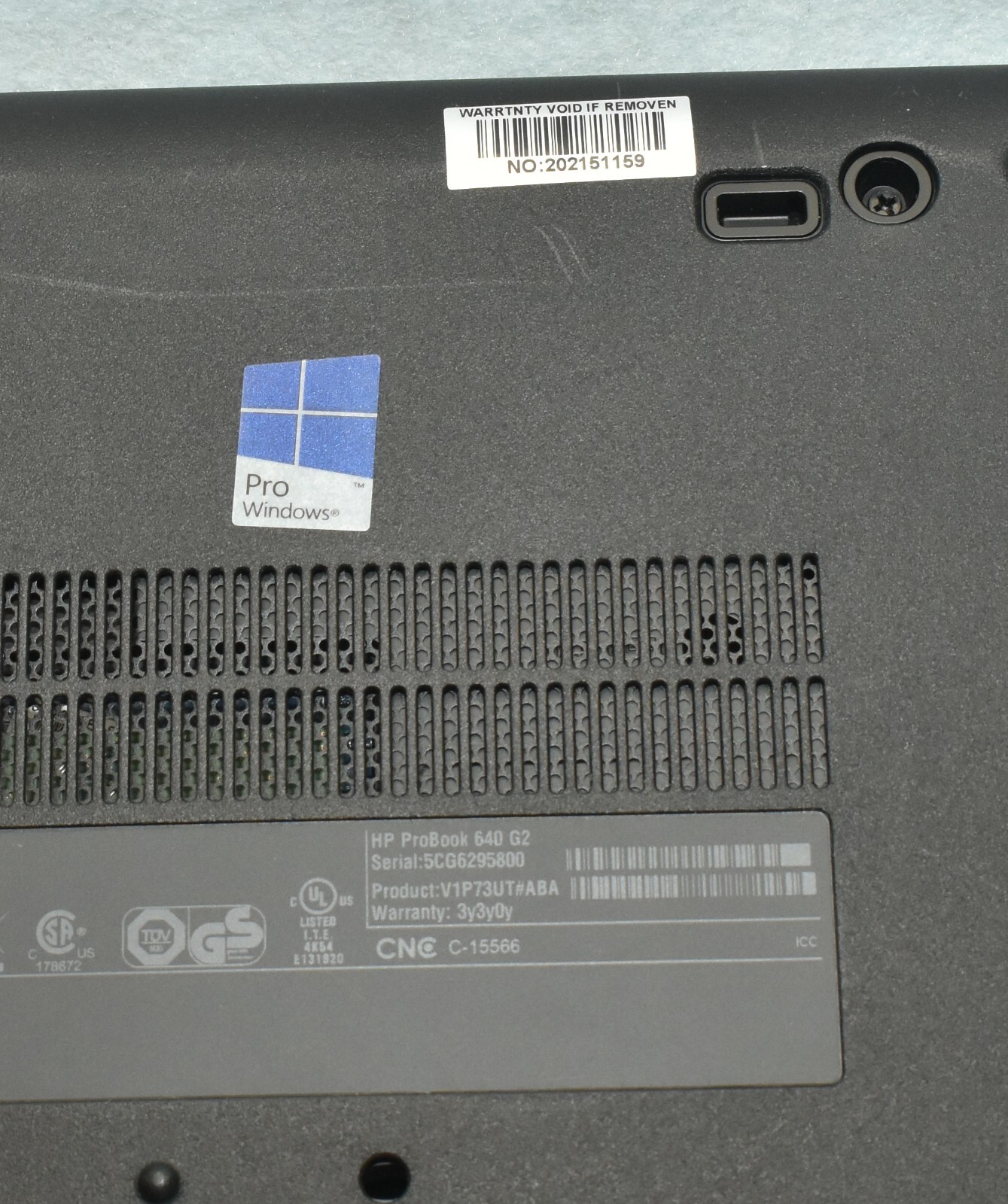 HP ProBook 640 G2 i5-6300U 8GB 128GB SSD, 14″ FHD 1920×1080 💎