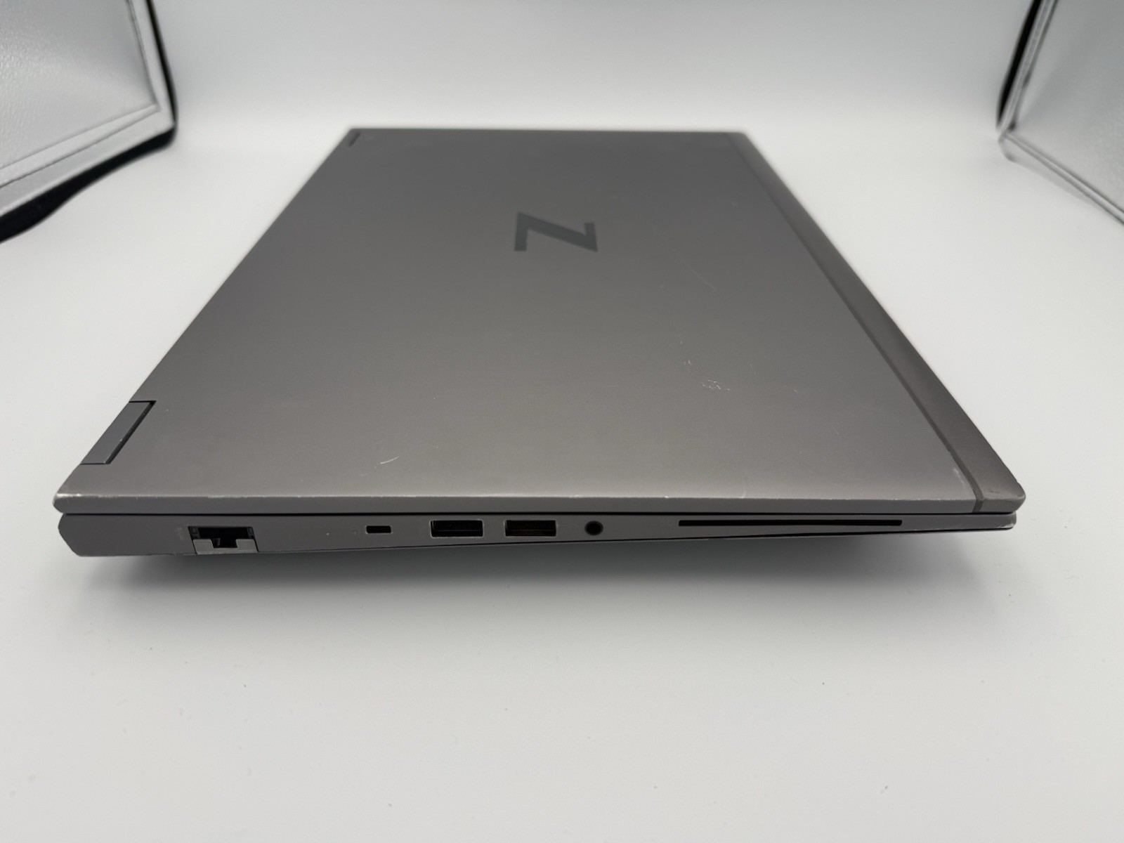 HP ZBook Fury 15.6” G8 WS – i7-11800H | 32GB RAM | 1TB SSD | No AC