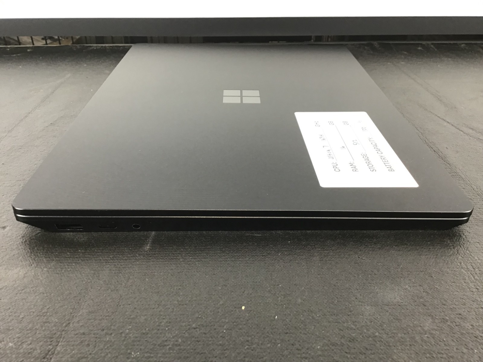 Microsoft Surface Laptop 6 3.8GHz Ultra 7 165H 16GB RAM 512GB SSD 13.5″ No OS ~