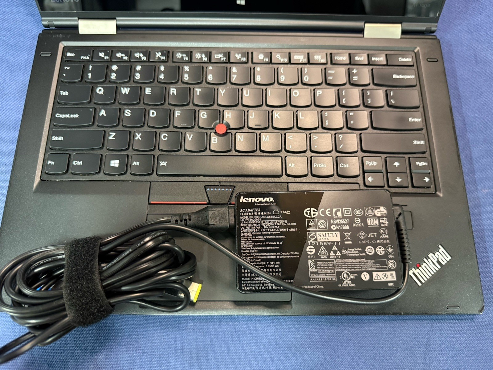 Lenovo ThinkPad X1 Yoga 1st Gen 14″ 2-in-1 Touch i7-6600U 16GB 512GB SSD Win 11