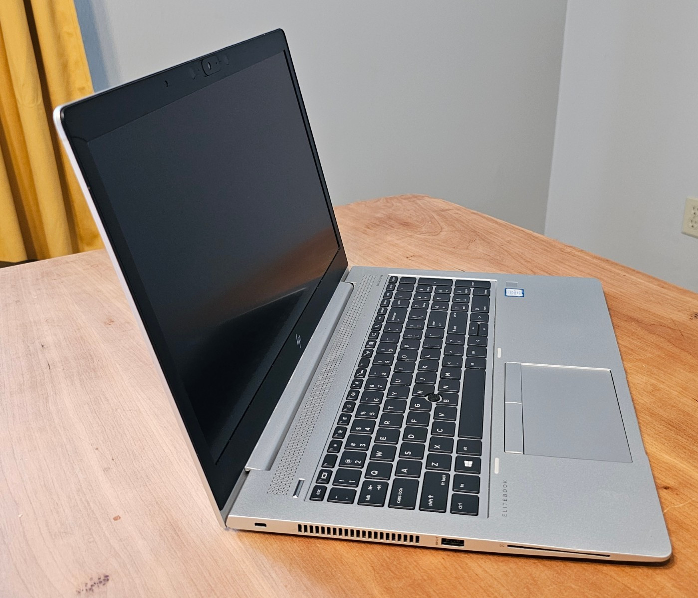 HP EliteBook 850 G6 i7-8665U 1.9/4.8GHz 16GB 256GB NVMe FHD Bad Keys w/ Battery