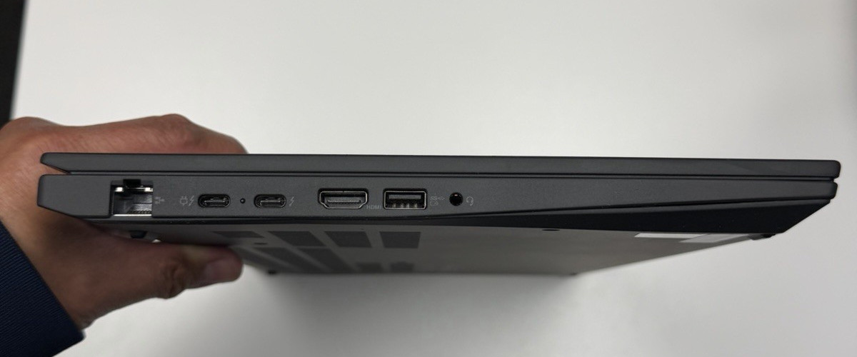 Lenovo ThinkPad T16 Gen 1 | i5-1240P | 16GB RAM | 256GB SSD | Win 11 Pro