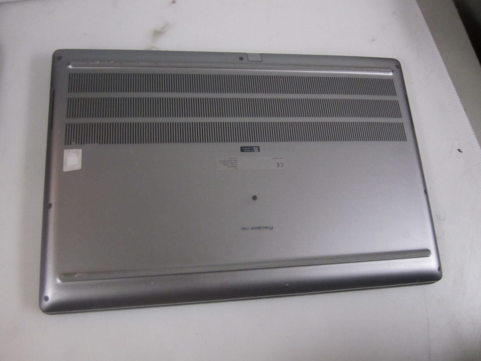 DELL PRECISION 7760 I7-11850H 2.50GHZ 1TB 64GB NVIDIA RTX A4000 BAD BTRY + AC