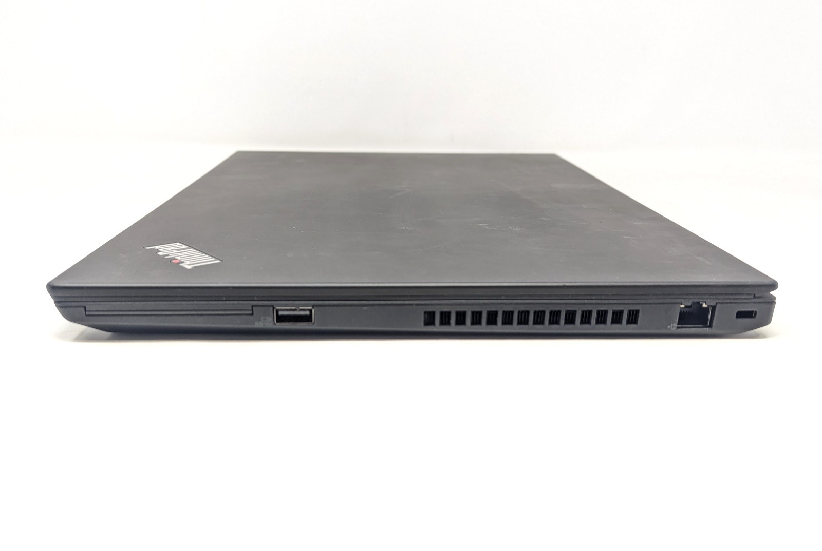 Lenovo ThinkPad T590 – Intel Core i5-8365U 16GB DDR4 RAM 128GB SSD No OS/AC