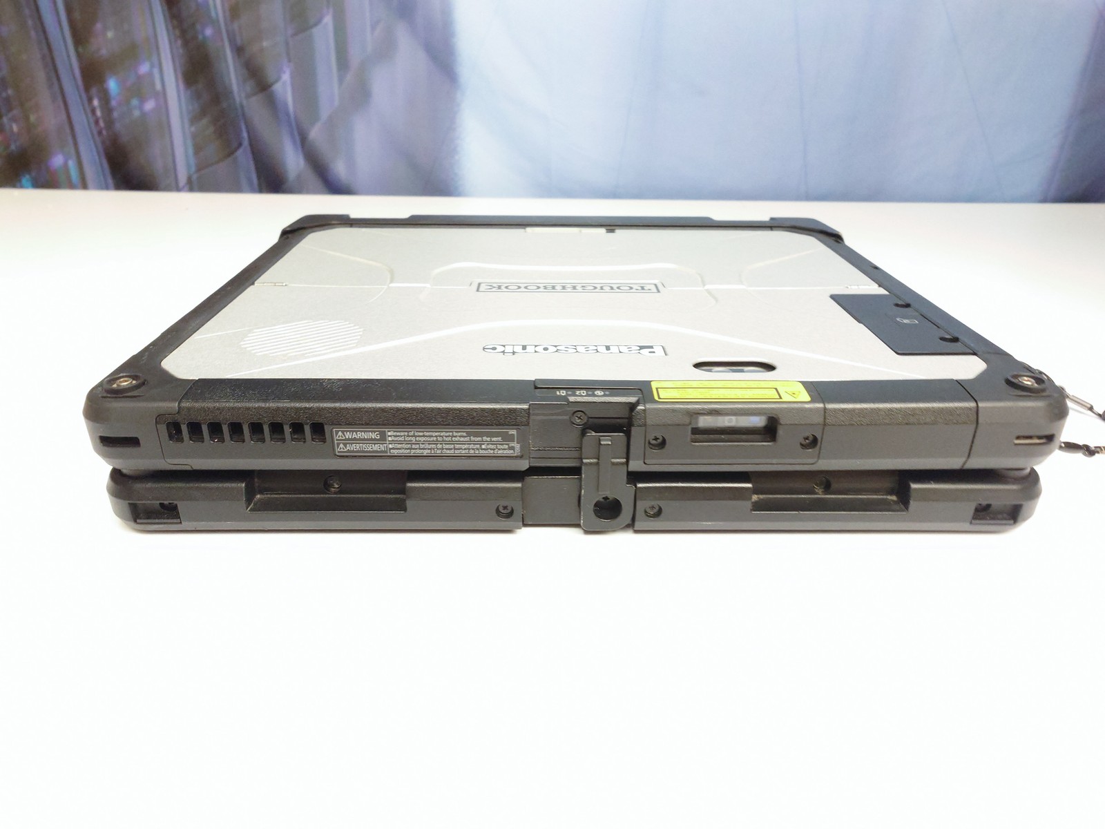 Panasonic Toughbook CF-33 Mk1 12″ i7 16GB 500GB SSD Win 11 Pro Touch GPS LTE 0HR