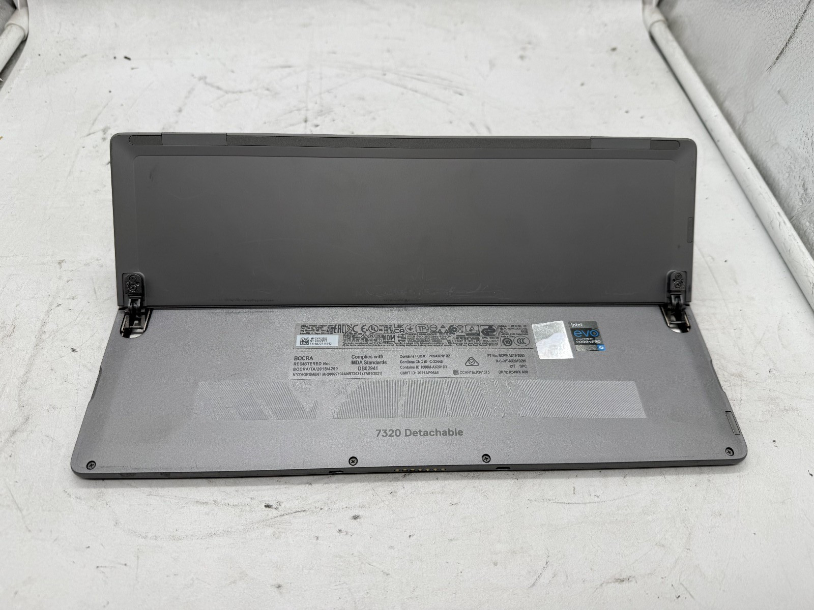 Dell Latitude 7320 2 in 1 Laptop/Detachable -core i5-1140G7 16GB NO SSD/OS