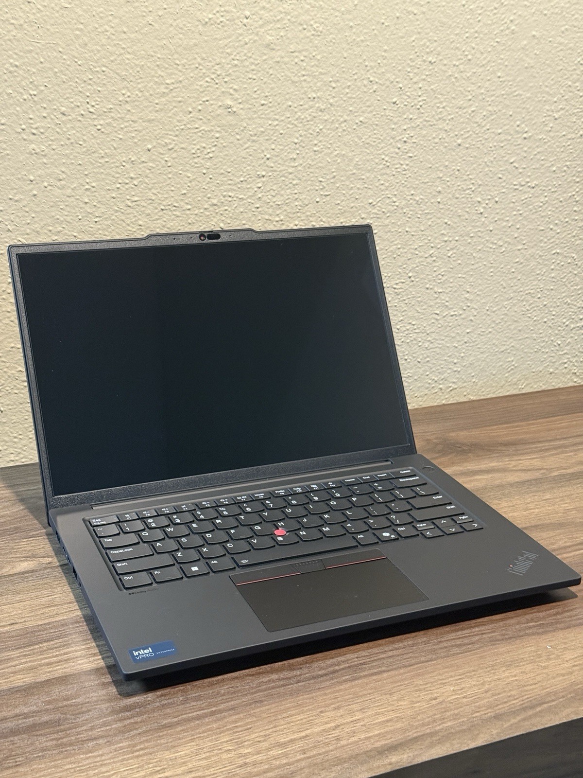 LENOVO ThinkPad P14s Gen 5 WQXGA 2.5k Ultra 7 165H 32GB 512GB SSD RTX 500 Ada