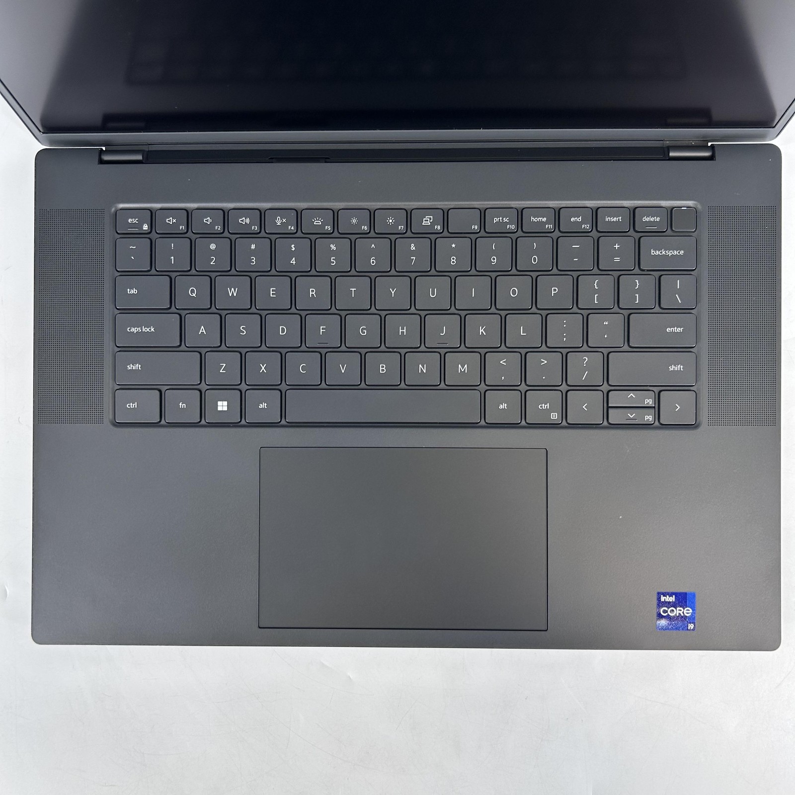 Dell Precision 5680 16 FHD+ 2.6 GHz i9-13900H 64GB 1TB RTX 4000 Ada – Very Good