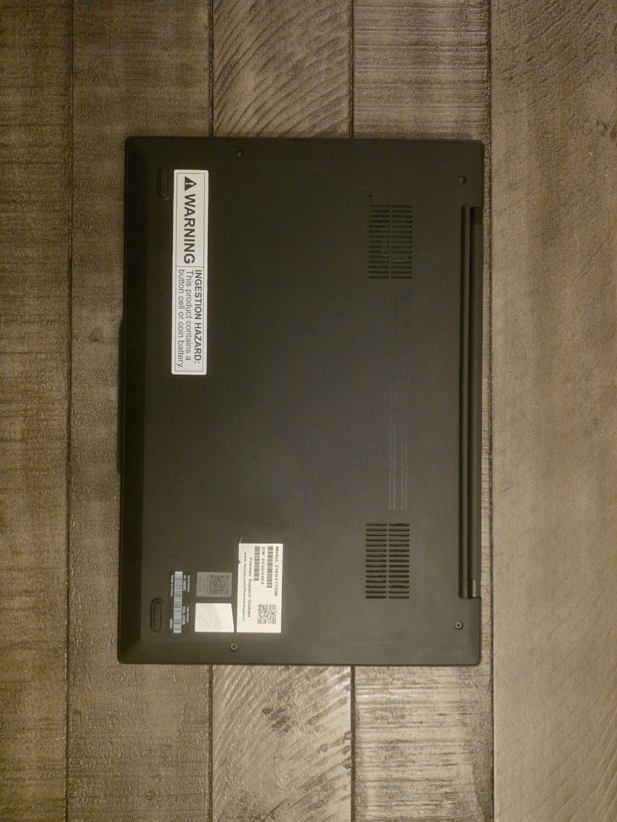 Lenovo ThinkPad X1 Carbon Gen 12 14″ Ultra 7 165U 32GB 512GB – USED