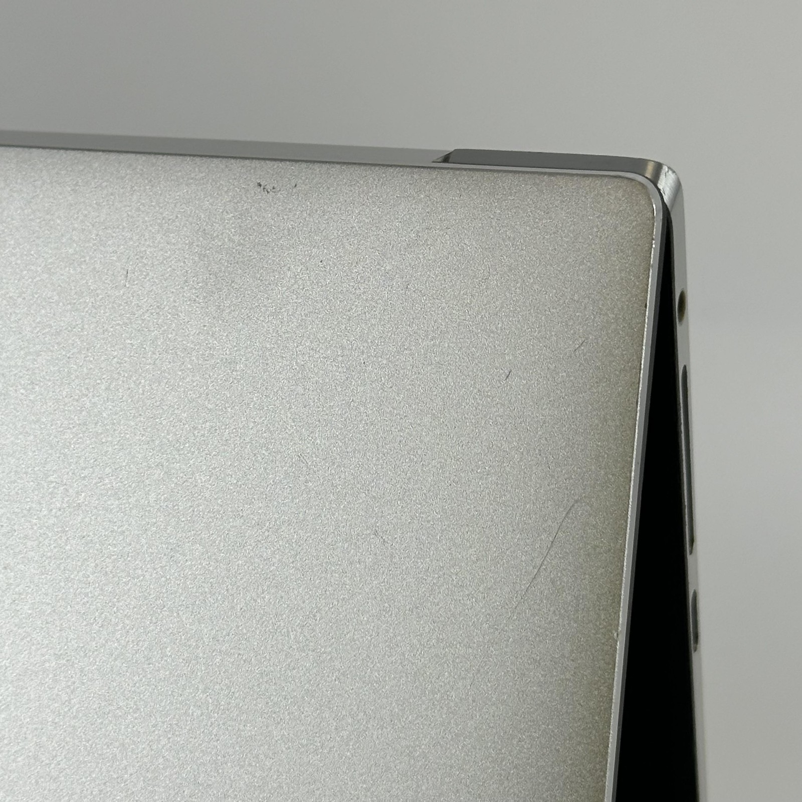 Dell XPS 15 9530 3.5K TOUCH 2.6 GHz i9-13900H 32GB 1TB SSD NVIDIA RTX 4060 Good