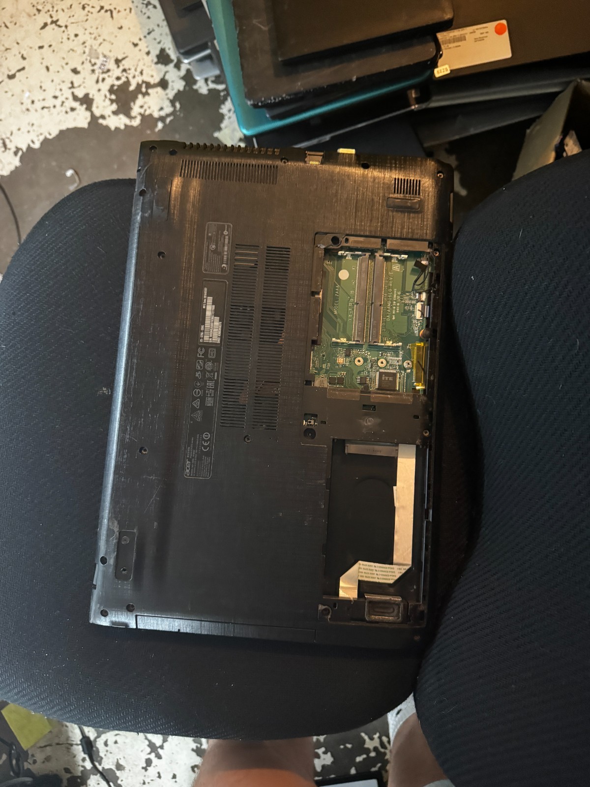 Acer Aspire ES-575 Core I5 NVIDIA GeForce 940MX Laptop For Parts/Repair #5928