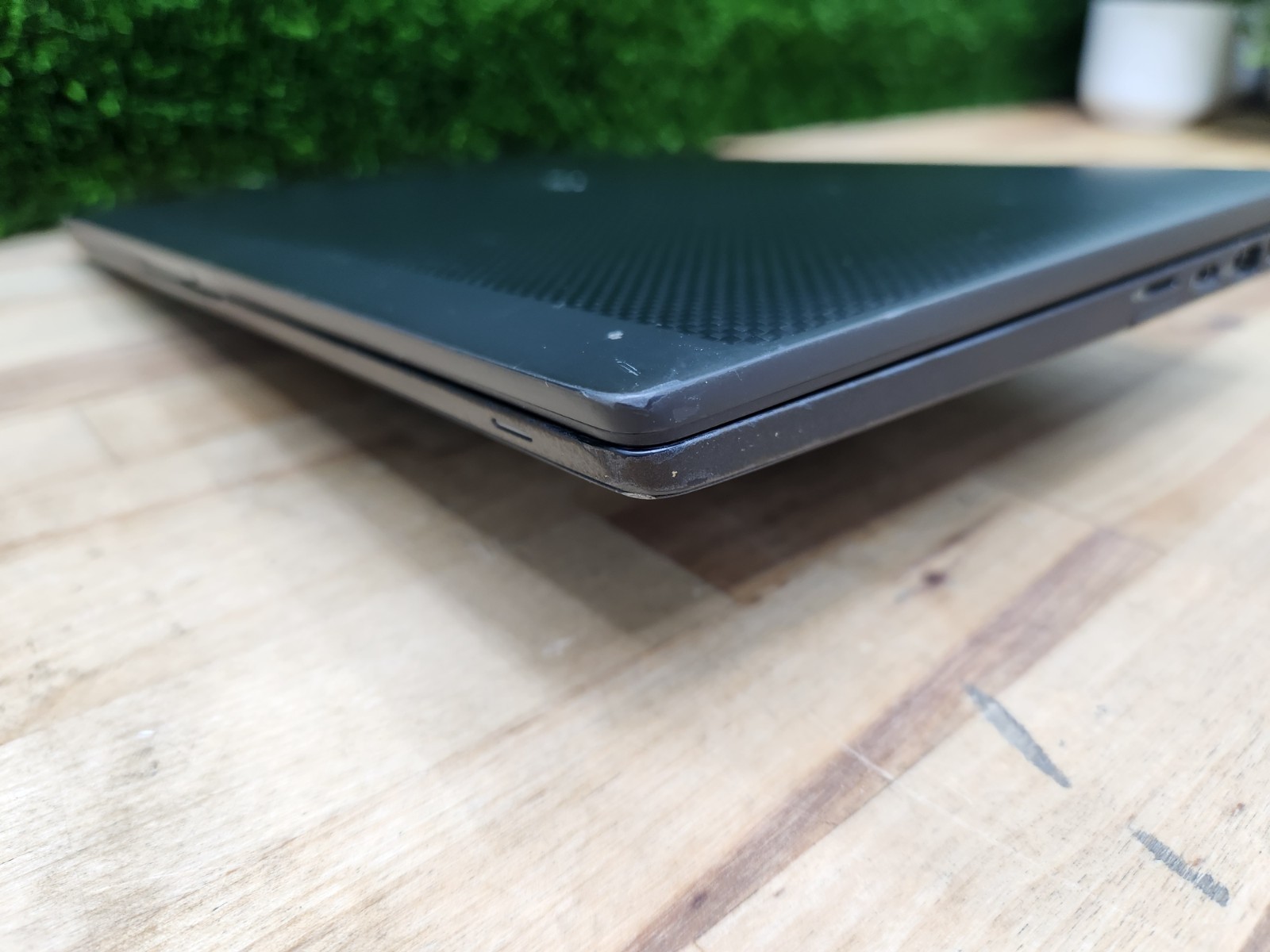 Dell Latitude 7420 14″ FHD i7-1185G7 3.00GHz 32GB 256GB SSD Windows 11 Pro ~