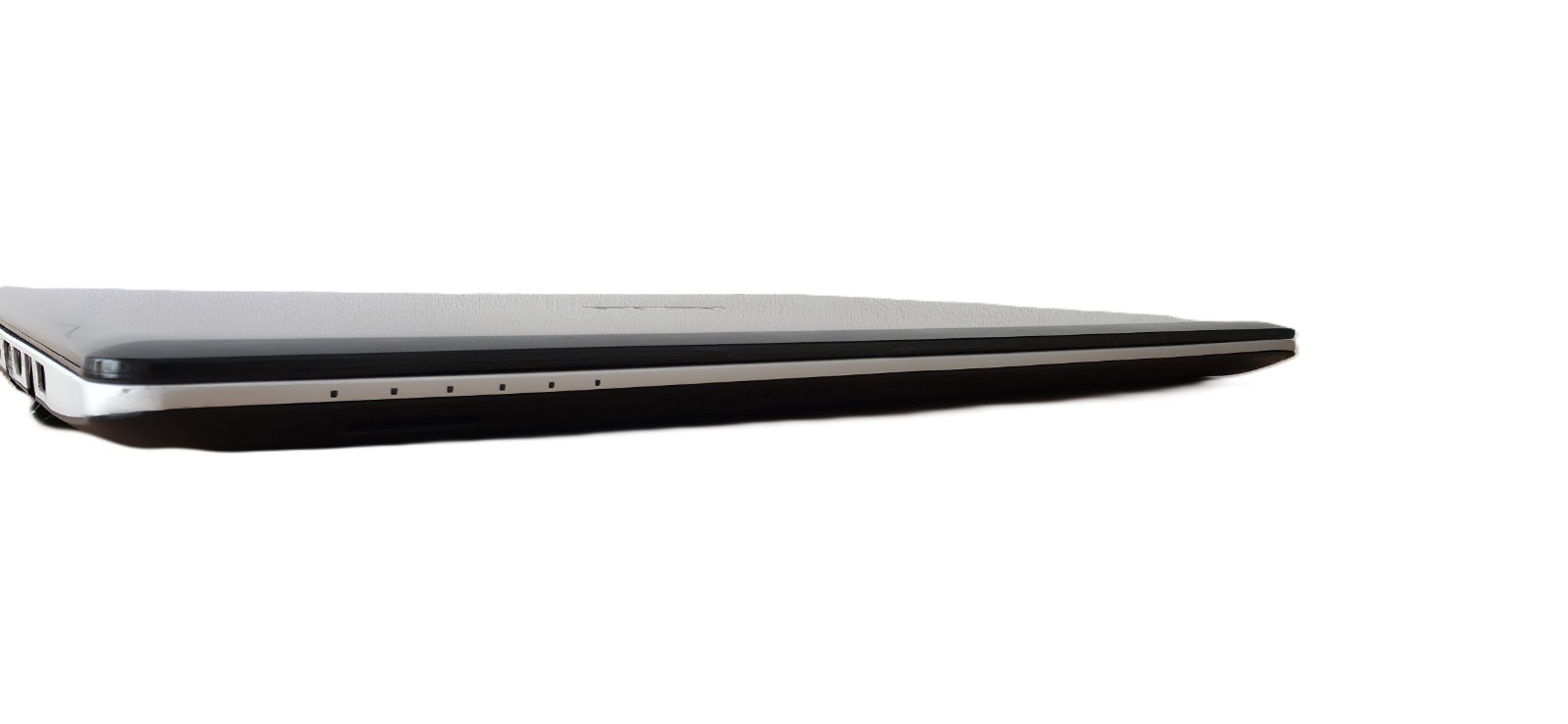 Asus S56CB-XX172H-Intel I5+Geforce Gt740M Notebook.