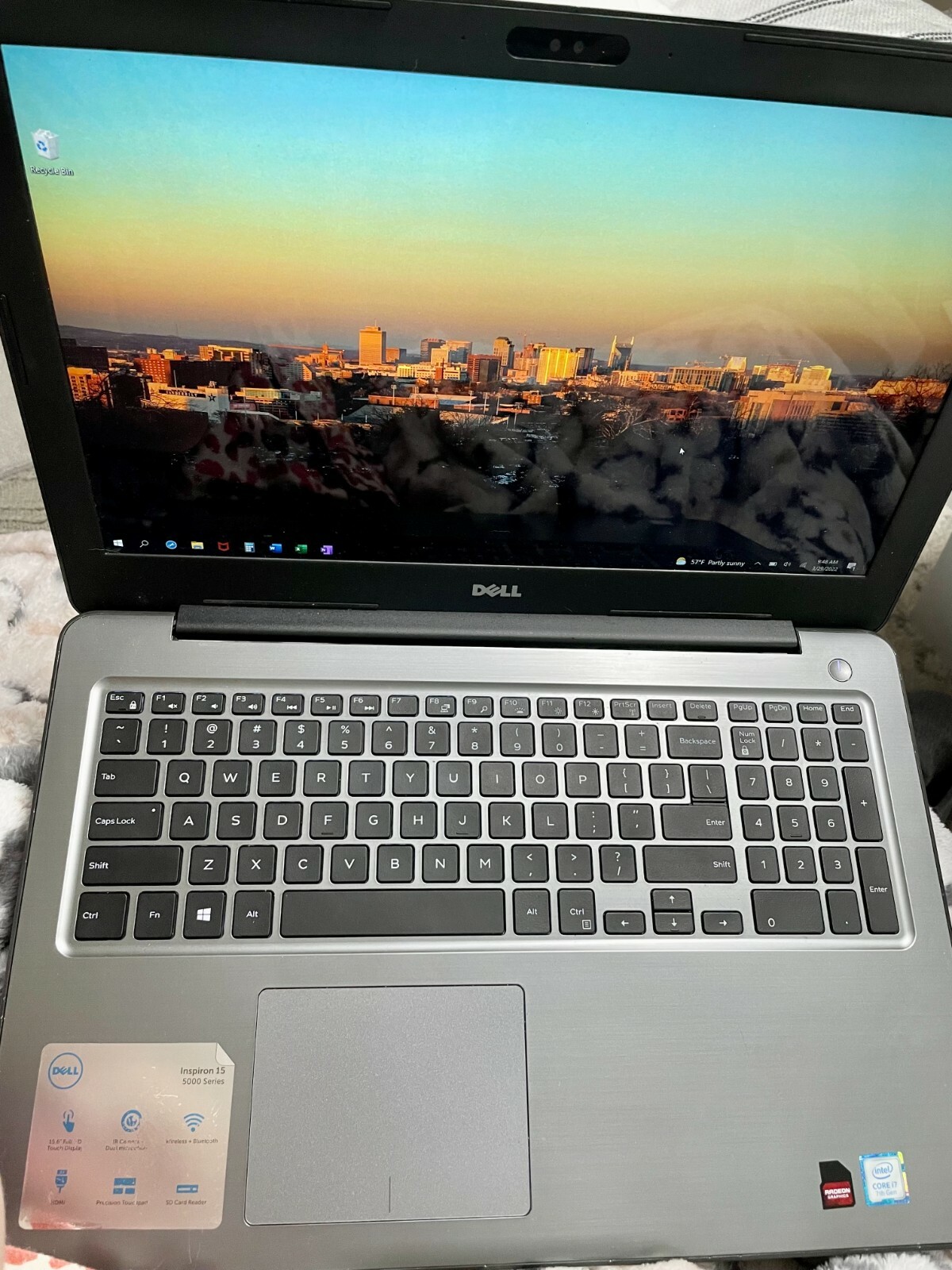 Dell Inspiron 15 5567 15.6″ ‘Slightly Used’ Laptop – i7-7500U CPU – 16GB RAM