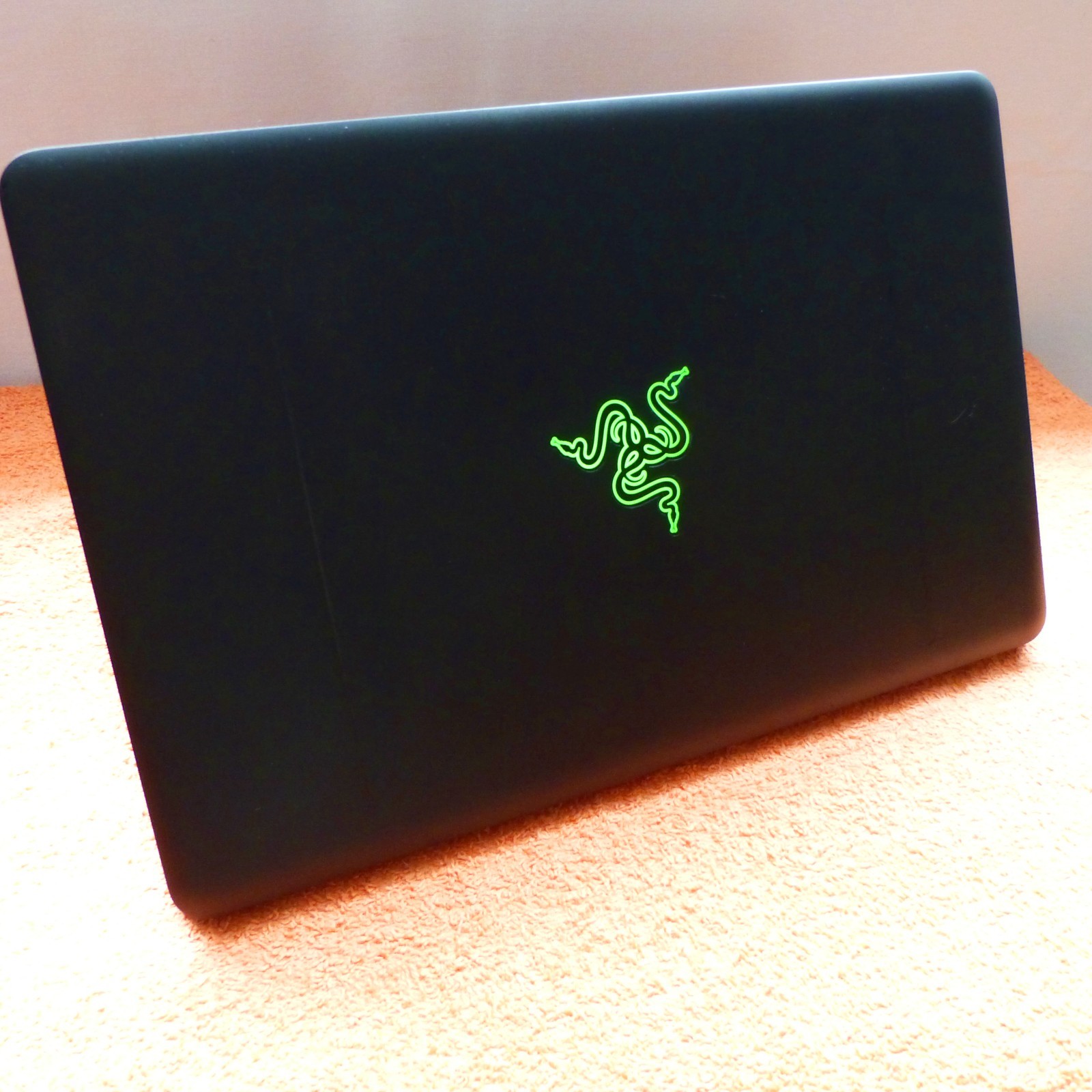 Razer Blade Stealth METAL ULTRABOOK l 13″ ULTRA 4K TOUCH l Windows 11 SSD