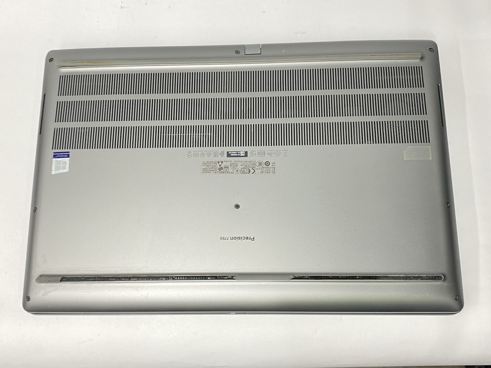 Dell Precision 7750 – Grade B- NOT Touch-i7-10850H – 32GB – 512SSD – W11P – READ