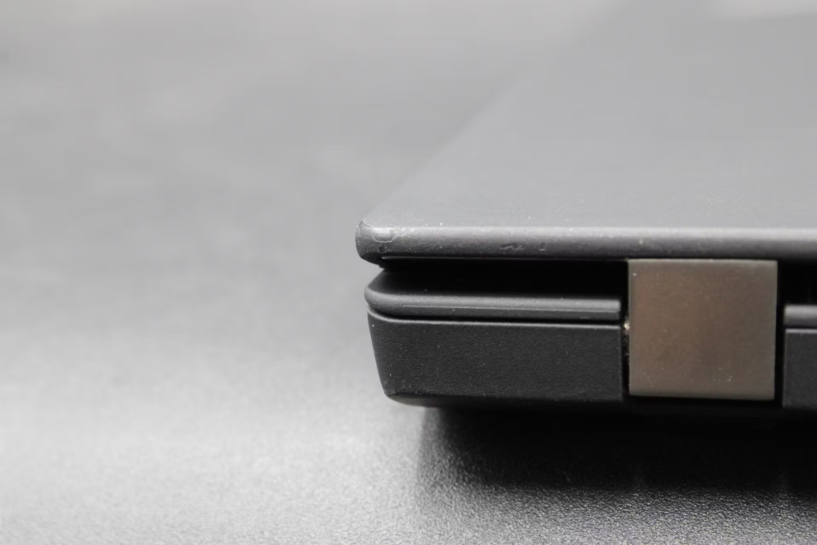 Lenovo ThinkPad P14s Gen 2i Used 14″ (i7-1185G7-16GB-512 GB NVMe)