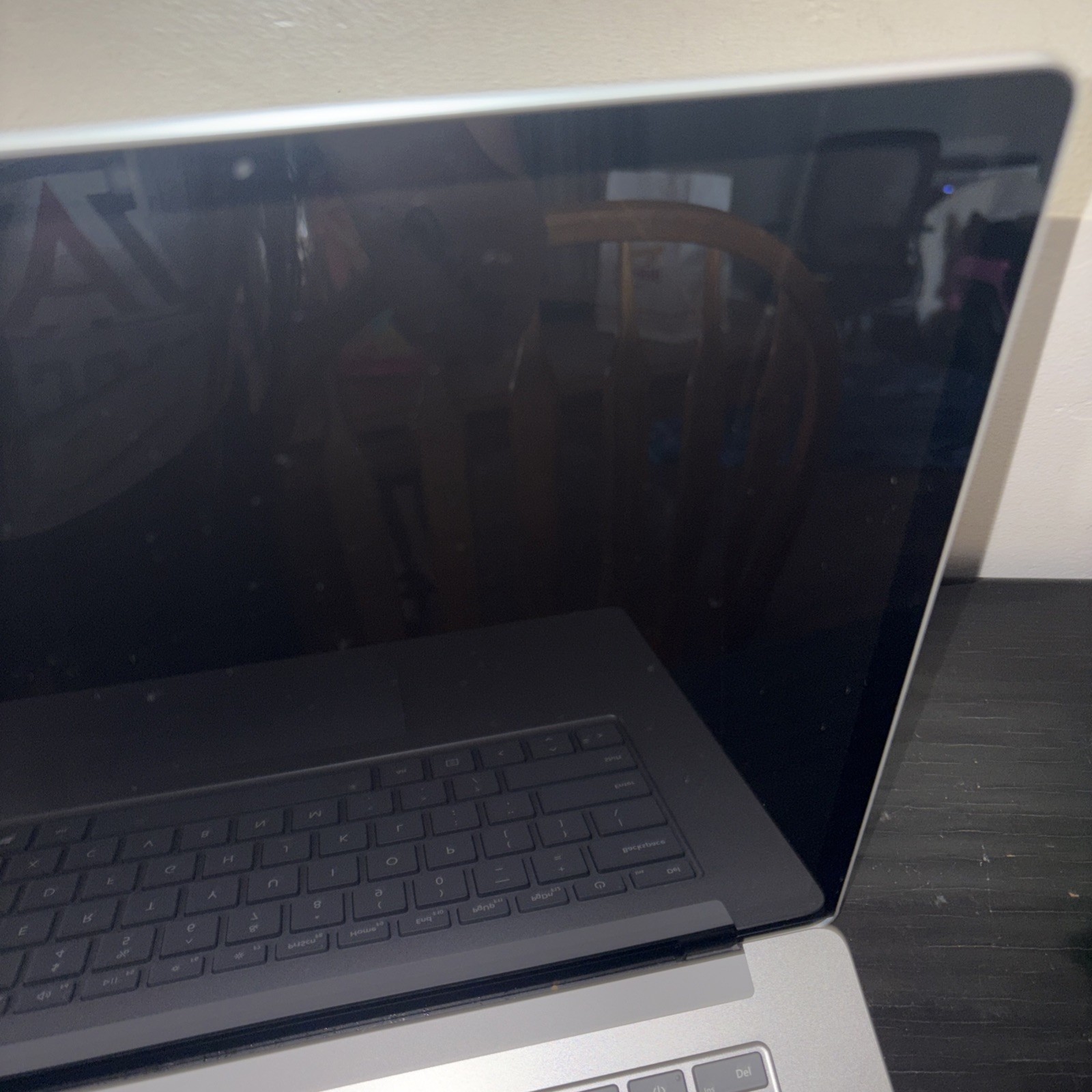 Microsoft Surface Book 3 13.5″ Touchscreen (256GB SSD, Intel Core i7-1065G7,…