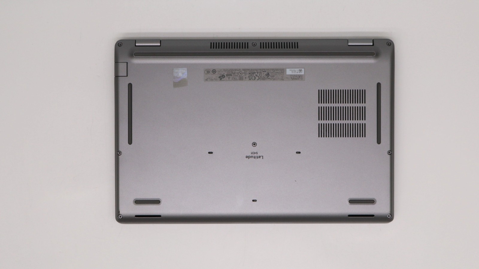Dell Latitude 5431 13″ i7-1270p 32GB 512GB – Very Good