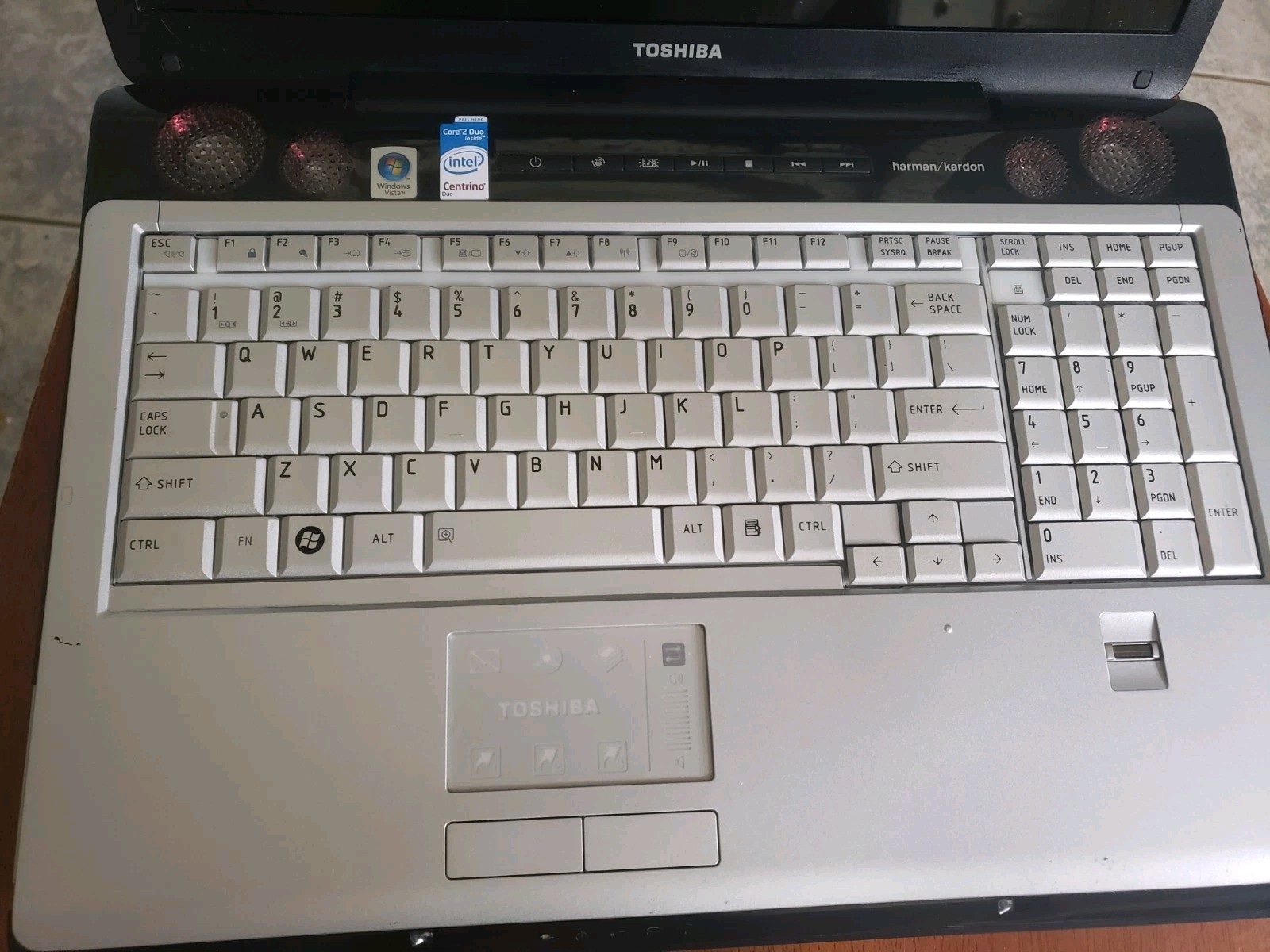 Toshiba Satellite X205 ‘Baby Qosmio’ 2ghz 3gb 1tb 8600m GT SLI Retro Gaming Win7