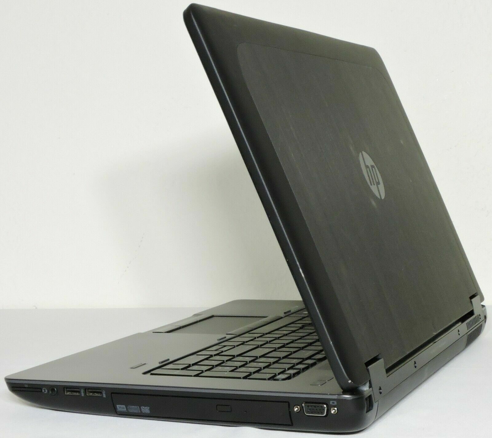 Workstation HP ZBook 17″ i7-Quad (1TB SSD + 2TB 32GB DVD-RW NVIDIA K3100M 4GB