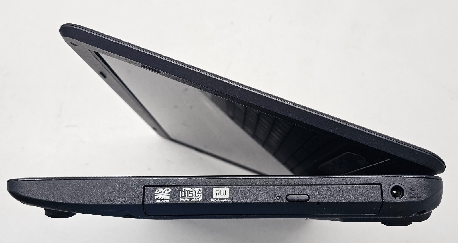Toshiba Satellite C655-S5049 Laptop Intel Celeron 900 2GB Ram NO HD/OS (FL)