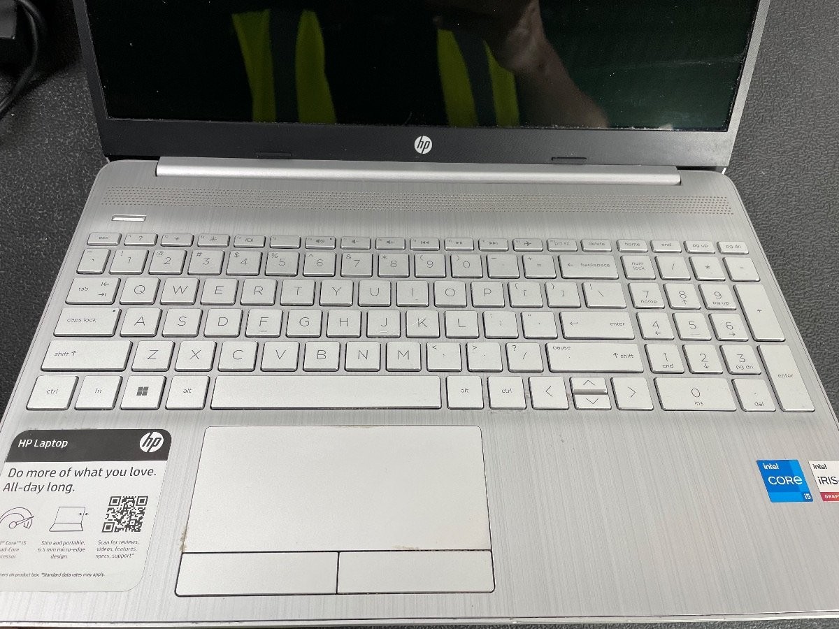 HP 15-dw3xxx 15.6″ i5-1135G7 2.40 GHz 8GB DDR4 512GB NVMe SSD Win 11 Pro