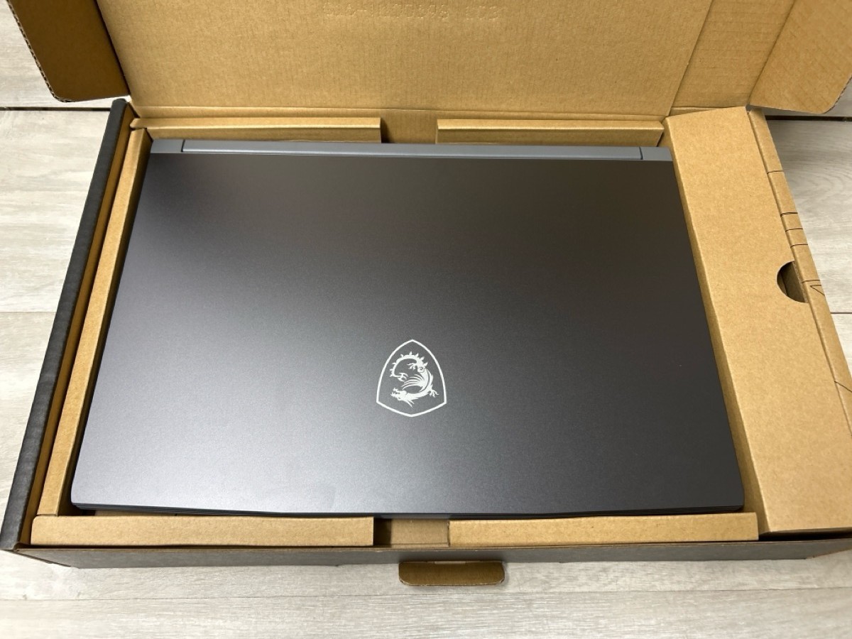 MSI Thin 15 B13VE 15.6″ i5-13420H RTX 4050 16GB 512GB Laptop (PO1023540)