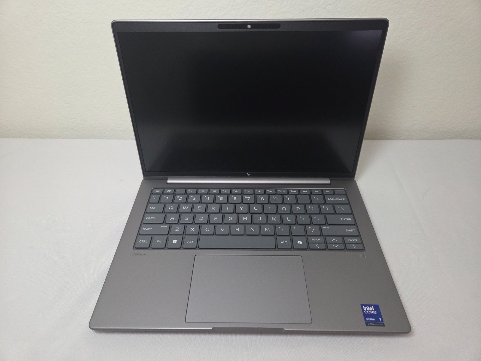 HP ZBook 8 G1i 14″ – Ultra 7 265H, 32GB RAM, 512GB SSD, NVIDIA RTX 500, WARRANTY