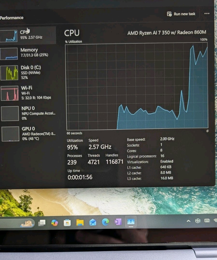 Dell 16 Plus 16″ Ryzen AI 7 350 32GB NVMe SSD Radeon 860M Win 11 Silver