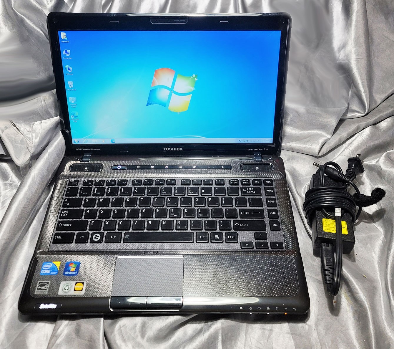 TOSHIBA SATELLITE M645-S4114 LAPTOP NOTEBOOK 650gb 4gb Intel M 480 2.67GHz i5