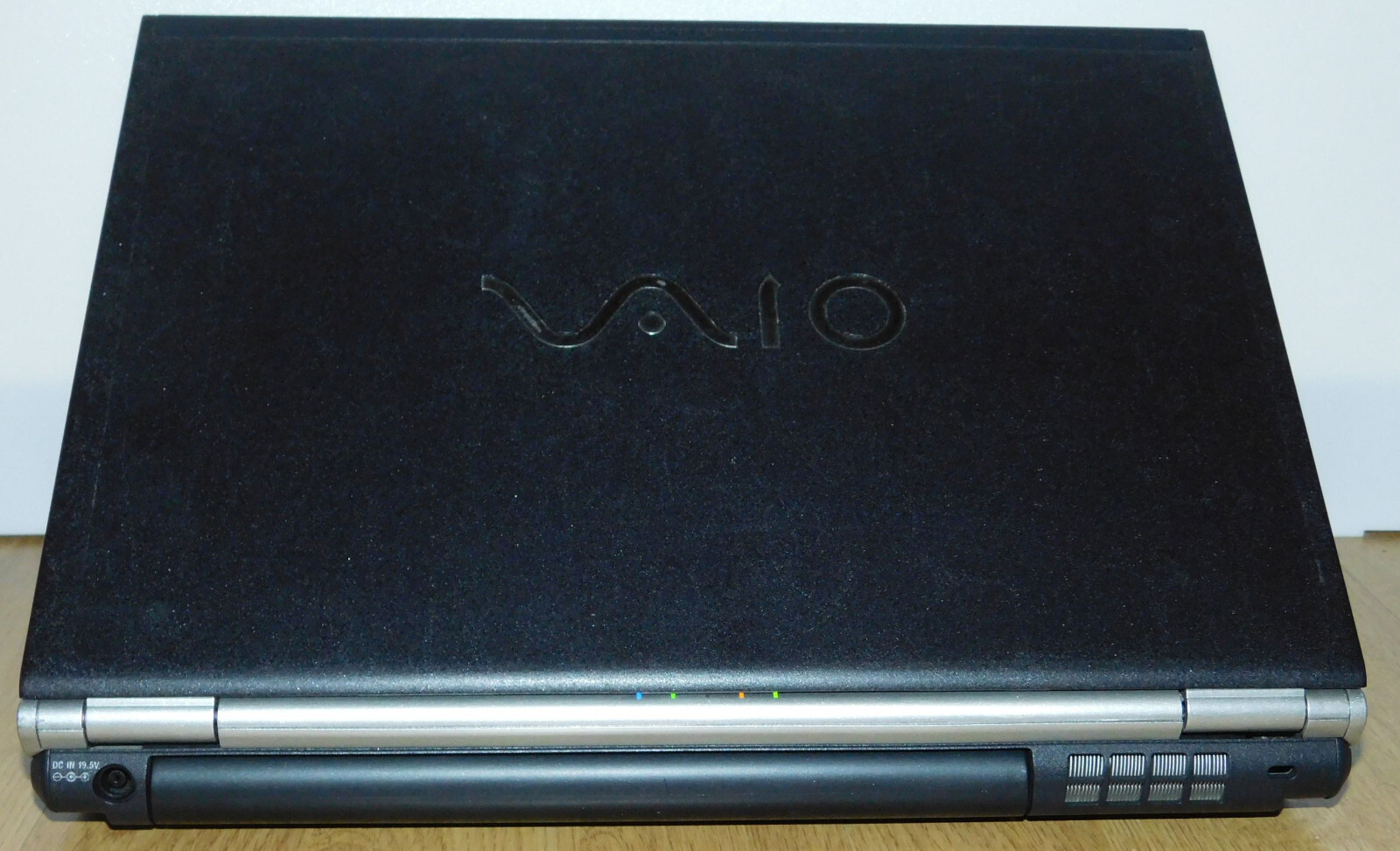 13.3″ Laptop Notebook Sony Vaio PCG-6Q2M VGN-SZ5MN 2x 1.83GHz 320GB 4GB Win XP