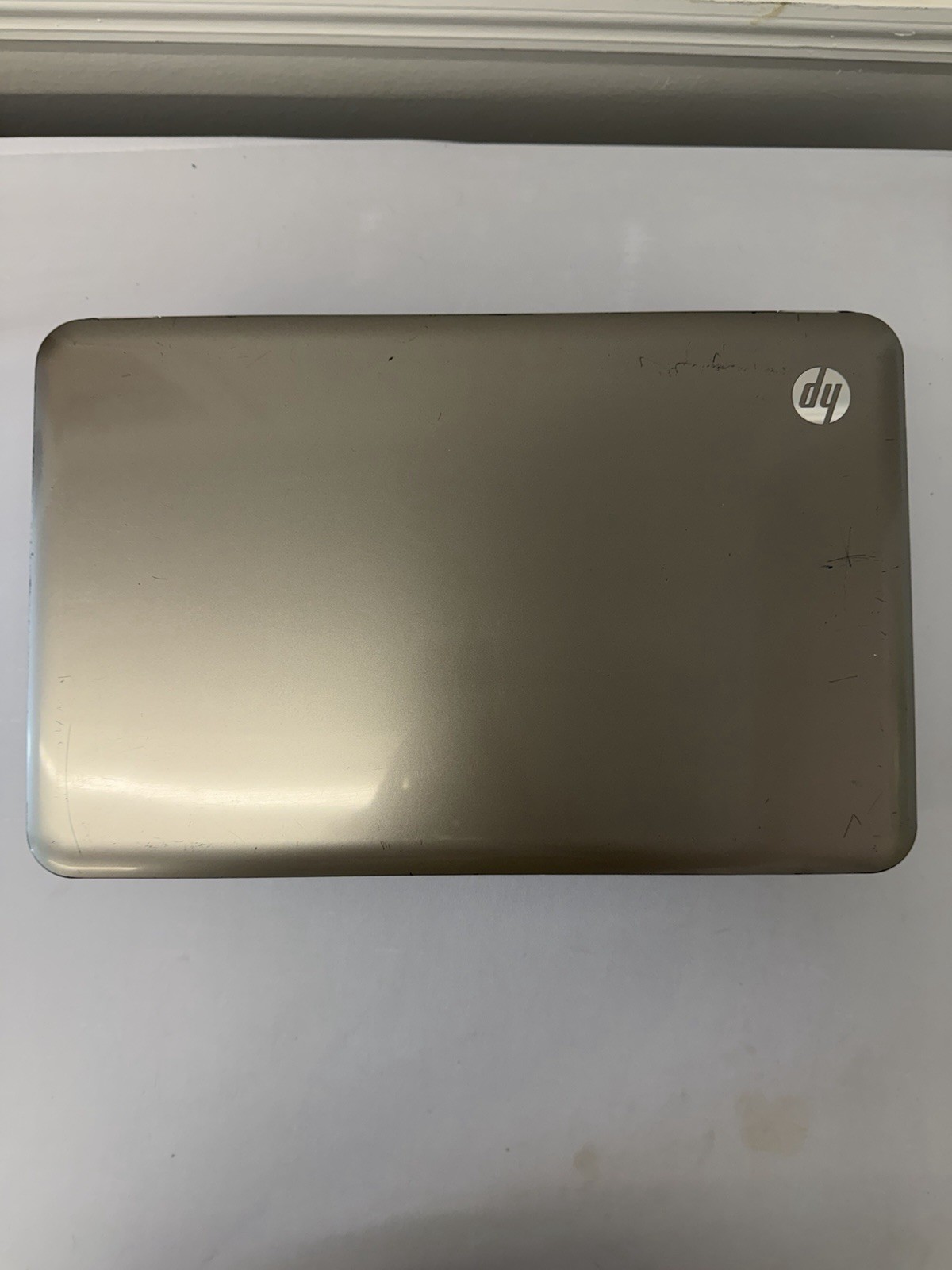 HP Pavillion g6-1a75dx Laptop – Screen Leaking Light – Intel i3-M380 – Read Des