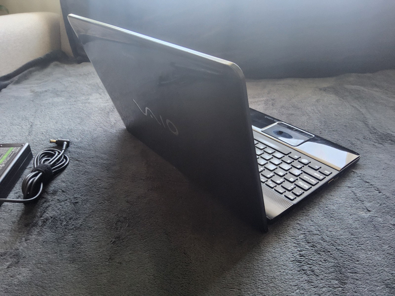 Laptop Sony Vaio PCG-61611L 15.6″ Wind 11 AMD Phenom II 2.8GHz 256GB SSD 8GB RAM