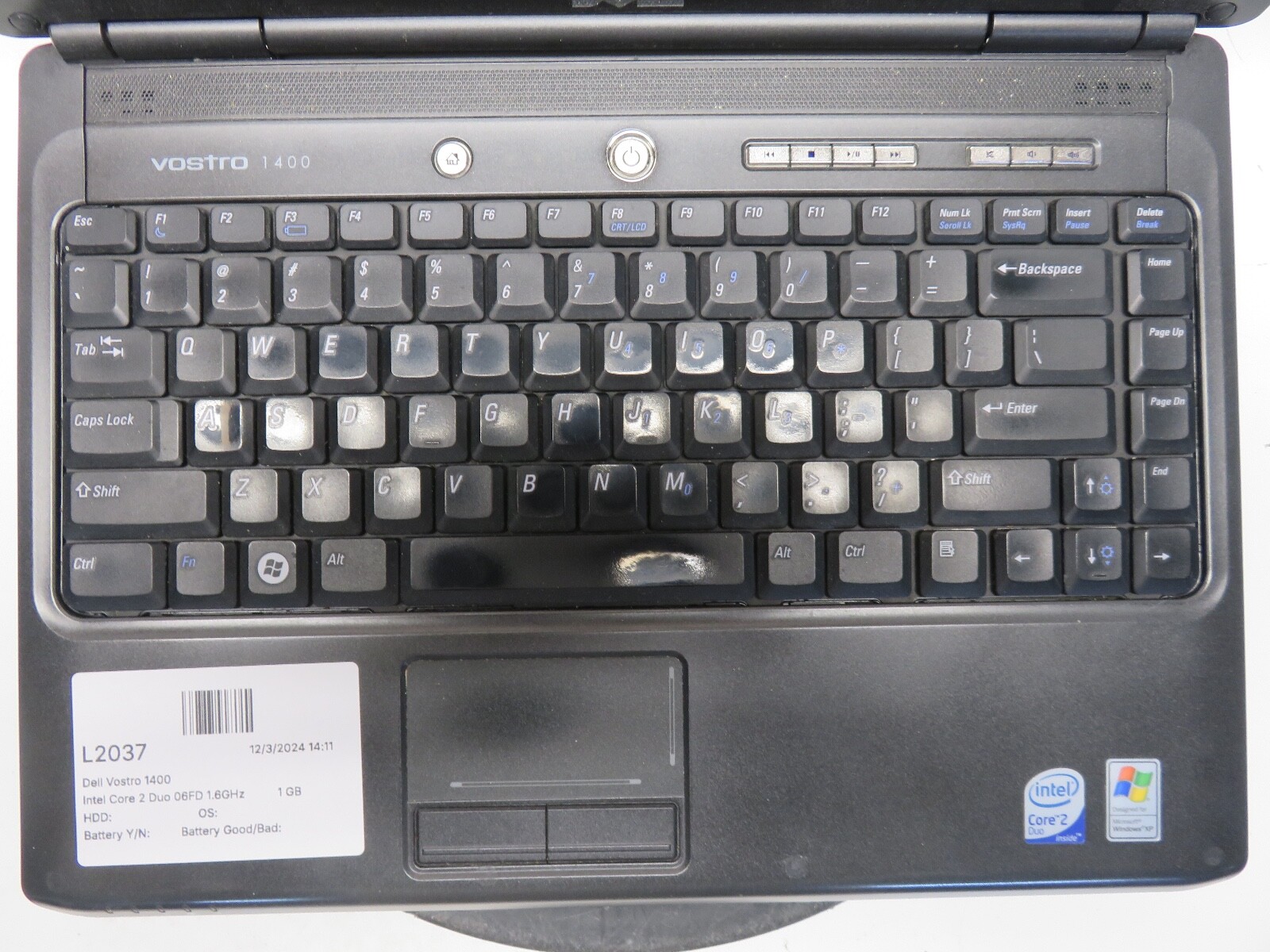 Dell Vostro 1400 Intel Core 2 Duo 06FD 1.6GHz 1 GB NO HDD No Batt