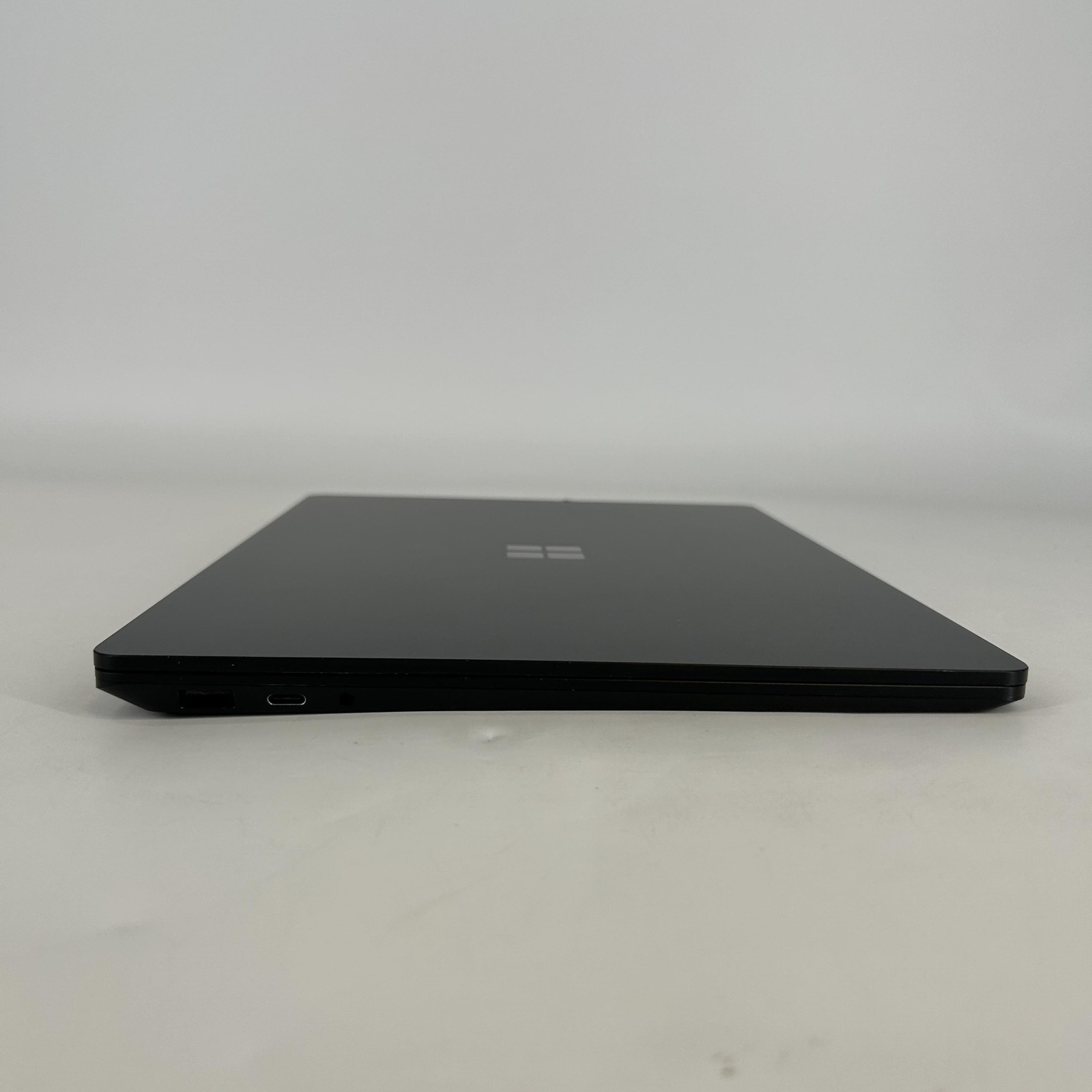 Microsoft Surface Laptop 4 13.5 2K TOUCH i7-1185G7 3.00GHz 16GB 256GB Very Good