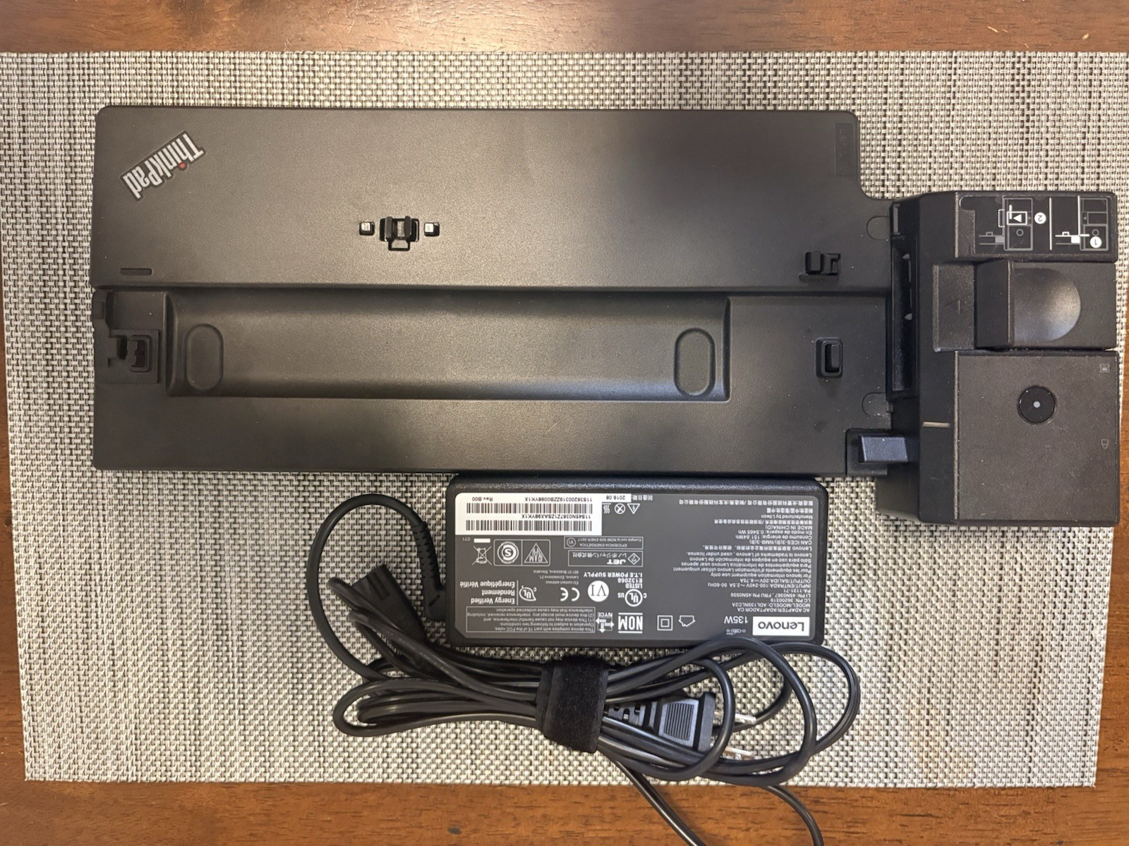 Lenovo ThinkPad T490 14.1″ i5-8265U 1.6Ghz 16GB Battery & Extras *NO SSD OR OS*