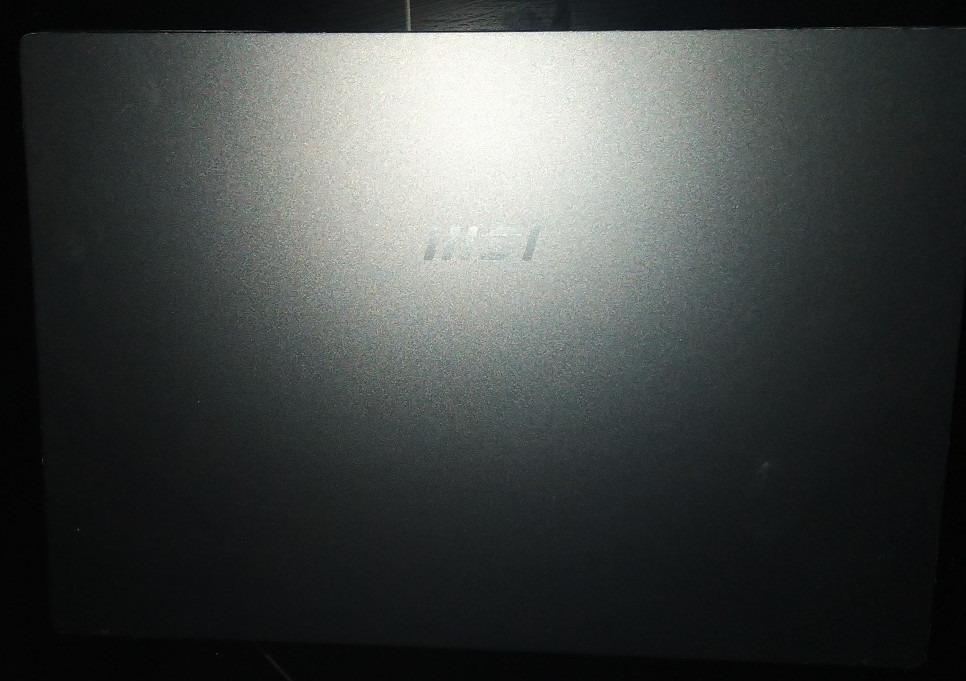 MSI Modern 14 B11MO 14″ Laptop (READ DESCRIPTION)