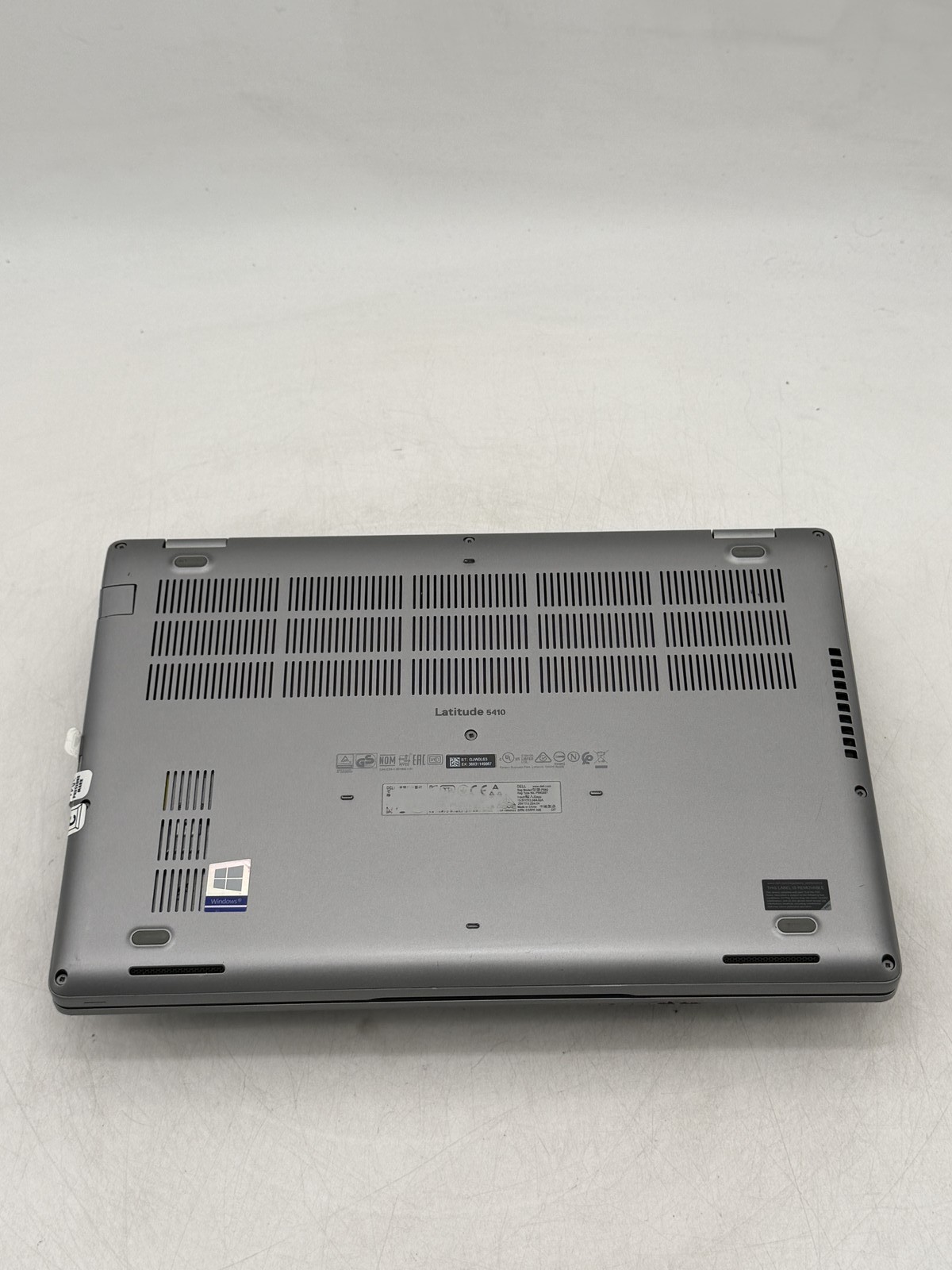 Dell Latitude 5410 14″ 16GB 256GB i7-10810U NO OS Read