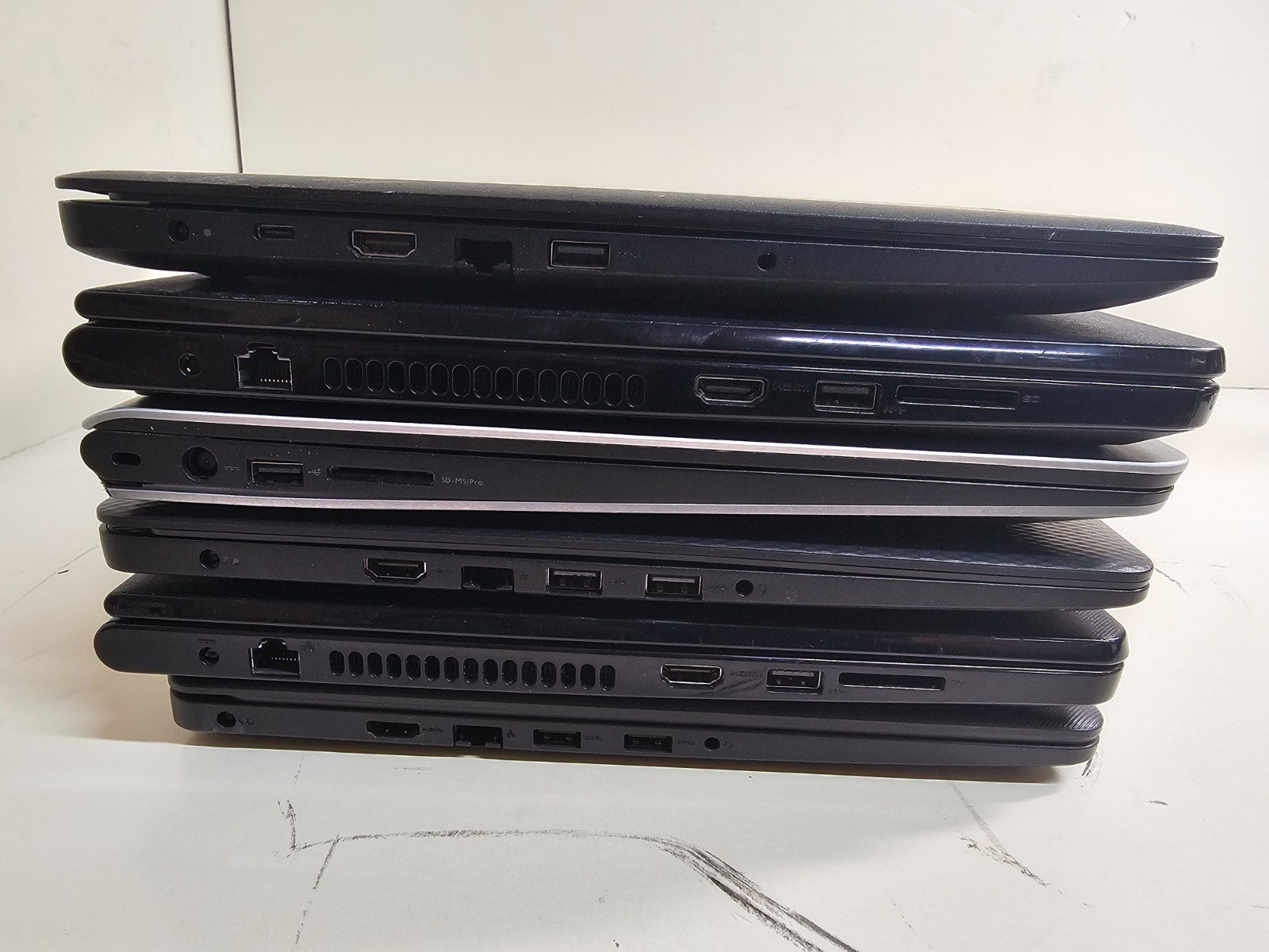 6 Laptop Lot – Dell Assortment Vostro 3500 Inspiron 5566 5545 3585 Latitude 3590