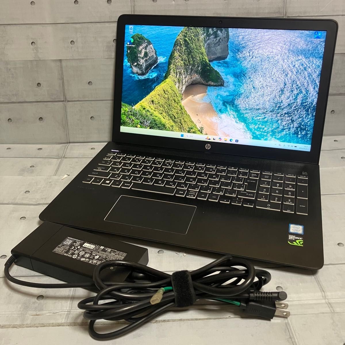 Gaming Laptop i7-7700HQ GTX 1050 500GB SSD 4K Display Windows 11