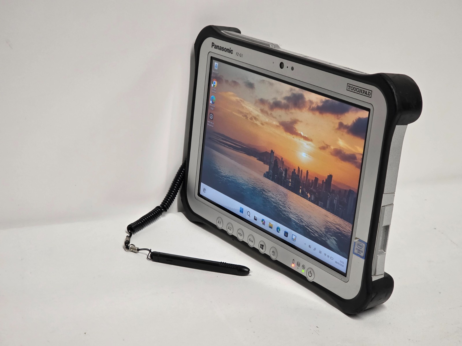PANASONIC TOUGHBOOK FZ-G1 MK5 10.1″ WUXGA i5-7300U 256GB SSD 8GB GPS HDMI LTE