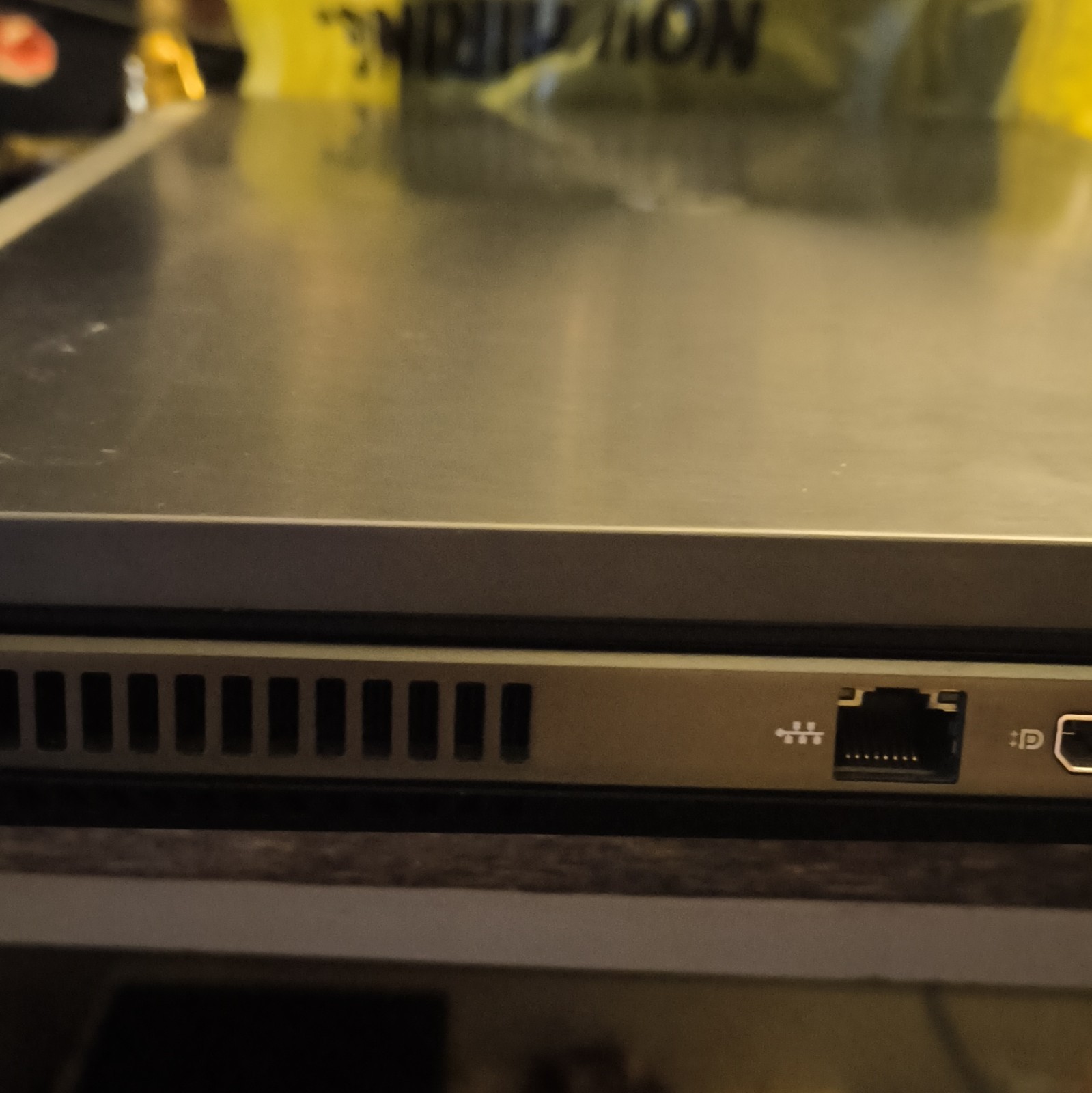HP EliteBook 8770w Workstation Laptop 17.3in Core i7 Win 10 new battery Charger