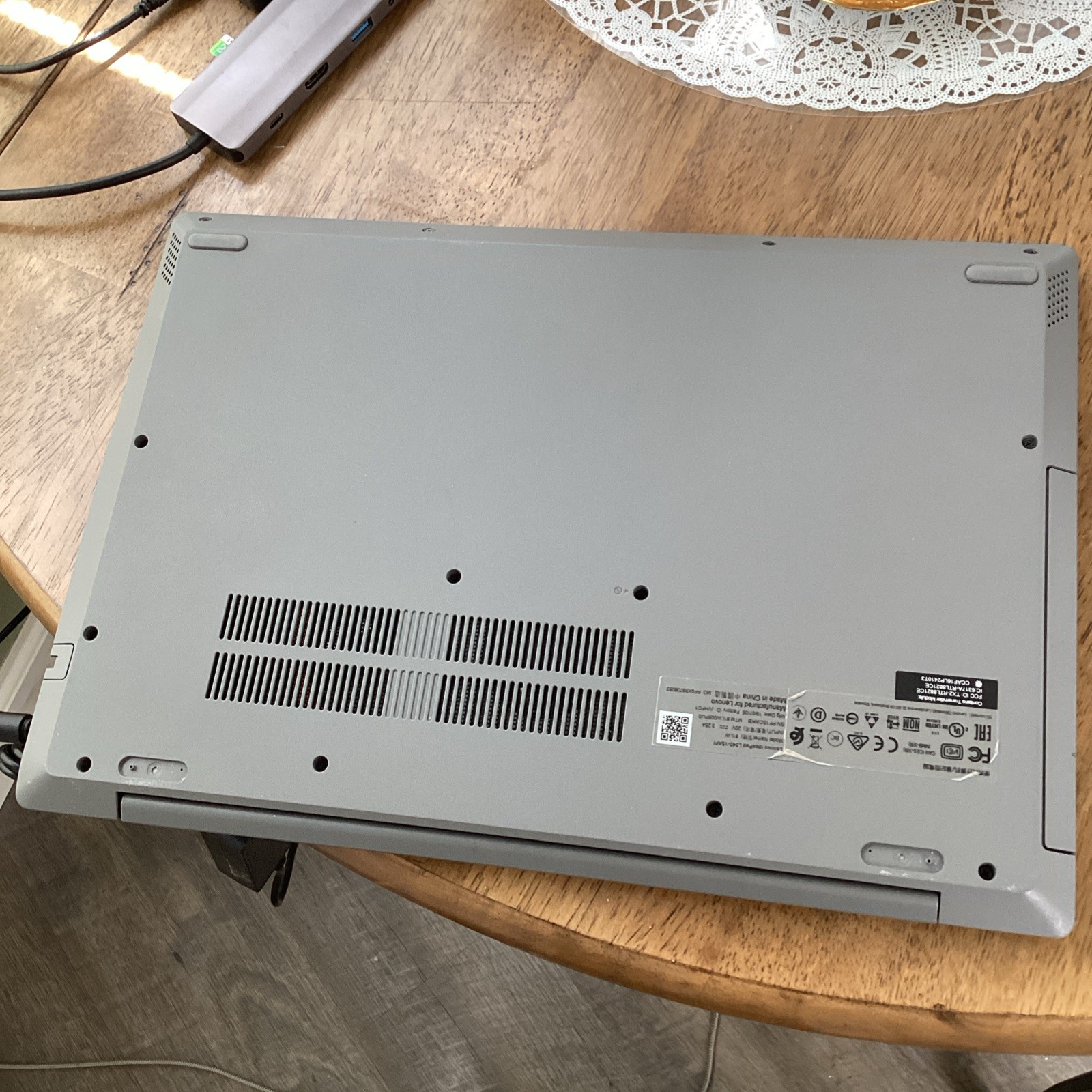 Lenovo IdeaPad L340-15API AMD Ryzen 3 3200U 2.6GHz 8 GB 1tb Hard Drive.