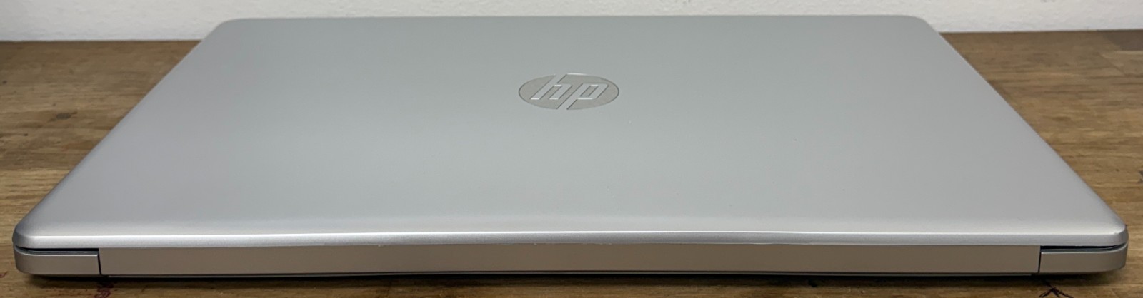 HP Laptop 17-by3065st 1.19 GHz Intel Core i5-1035G1 8GB Ram 120GB SSD Windows 10