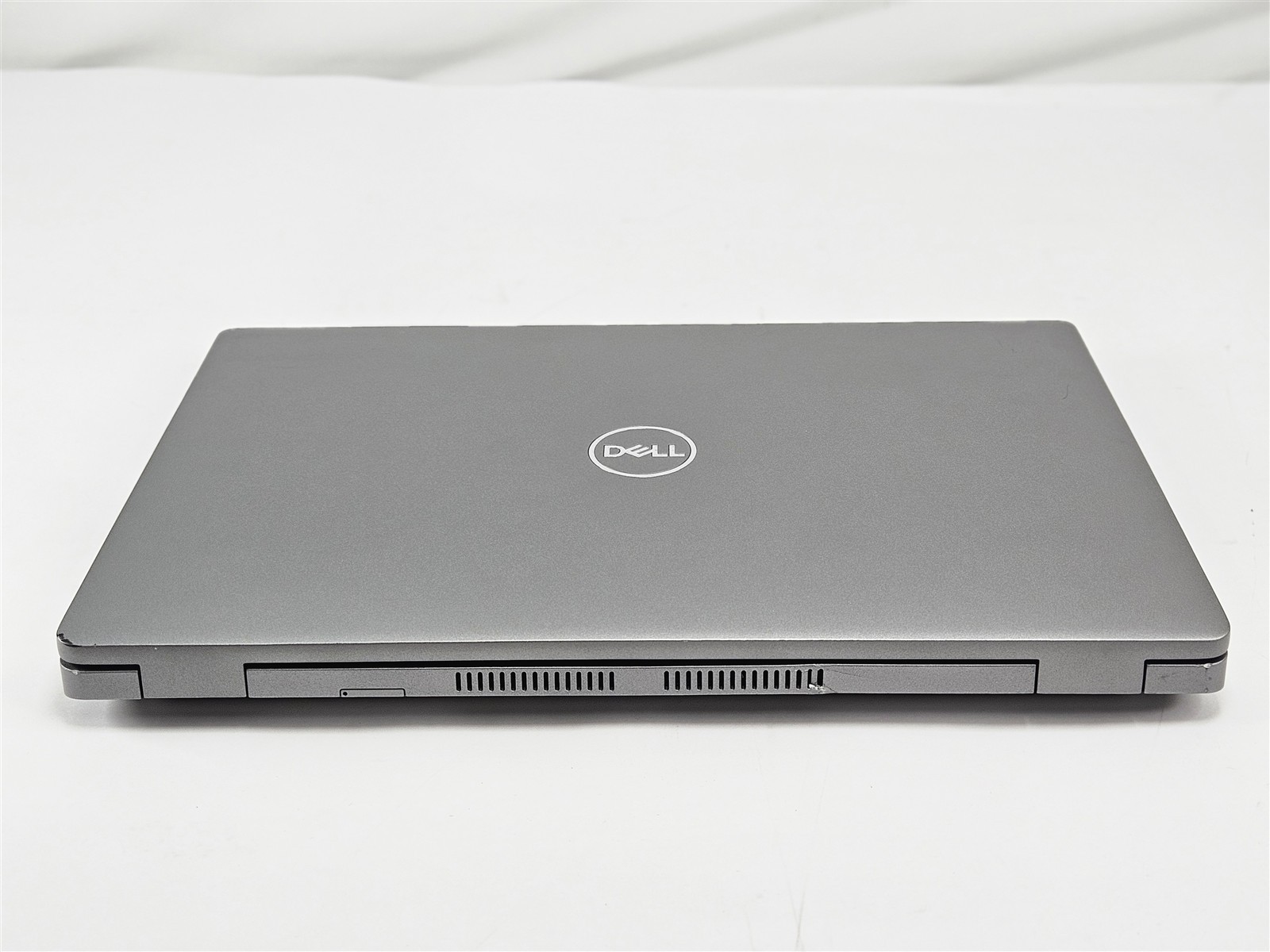 Dell 14″ Latitude 5421 Intel Core i7-11850H 16GB 256GB SSD Business Laptop Gray