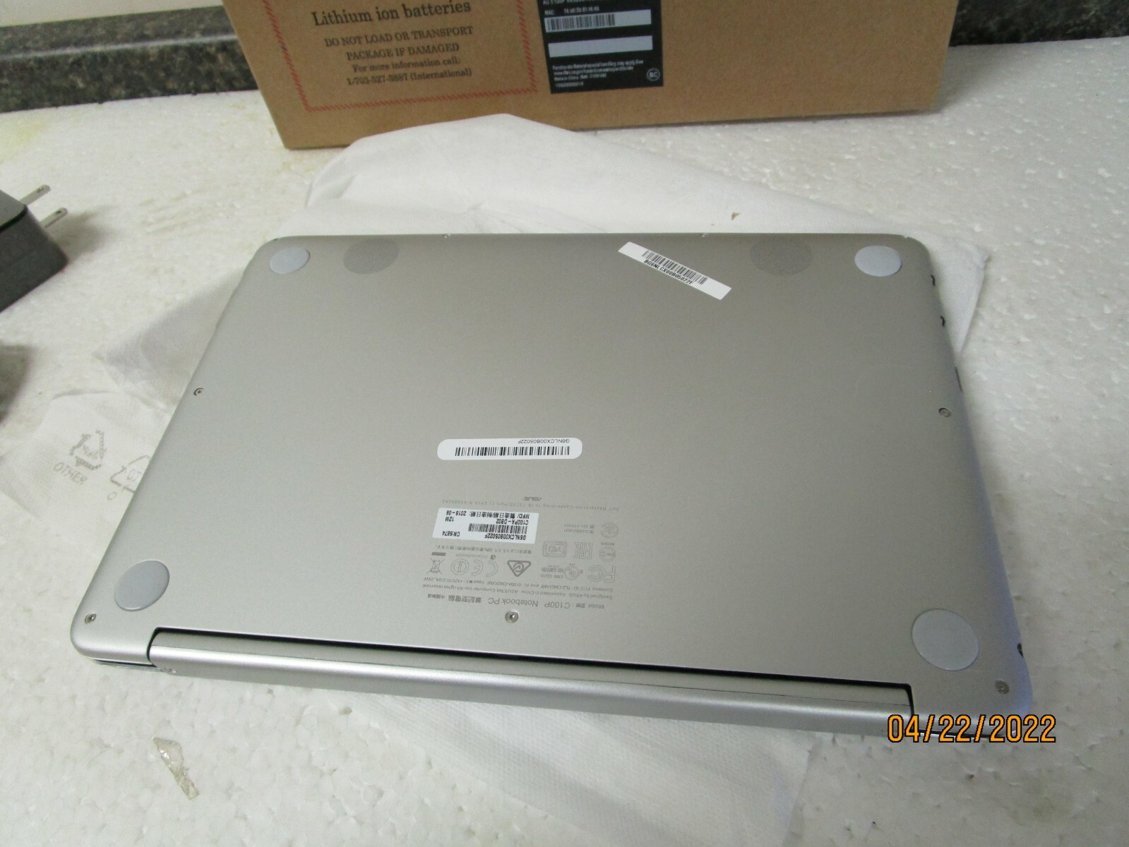 Asus C100P Flip 2-in-1 10″ Chromebook 1.8GHz 16GB 4GB – Faint Horizonal Line