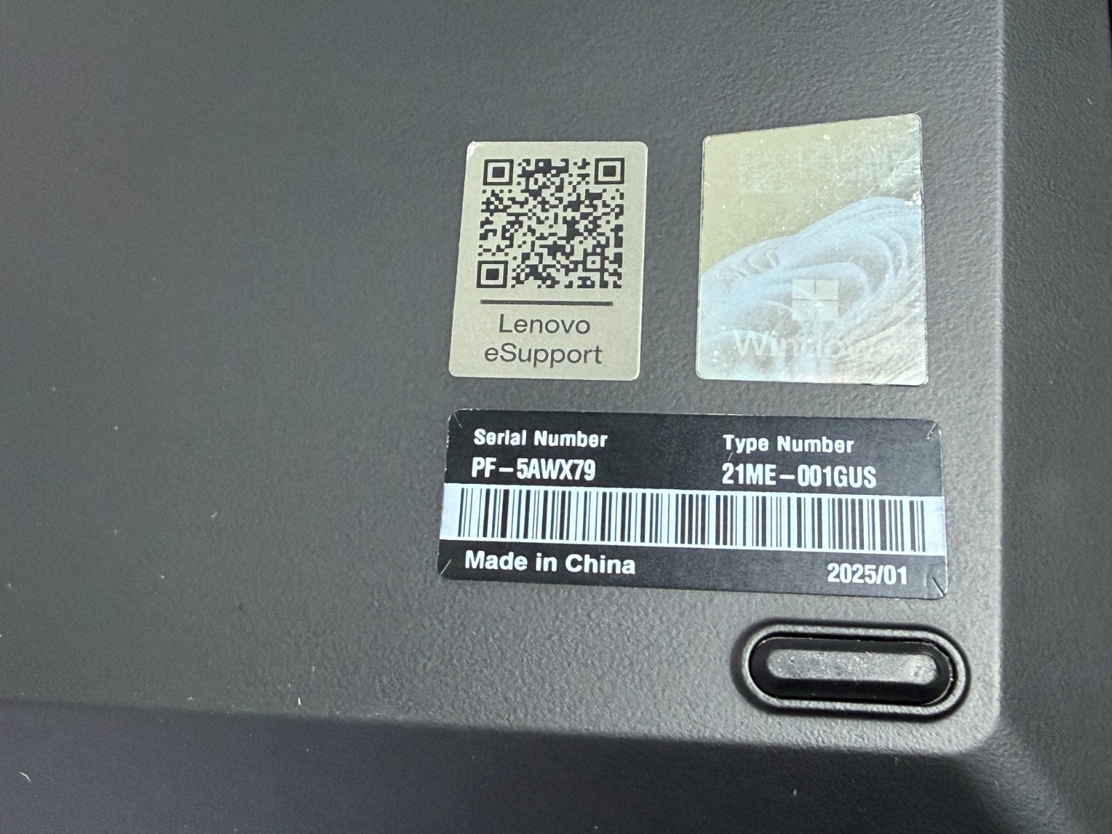 2025 LENOVO THINKPAD P14s GEN 5 AMD RYZEN 5 PRO 8640HS 16GB 512GB SSD 14″ LAPTOP