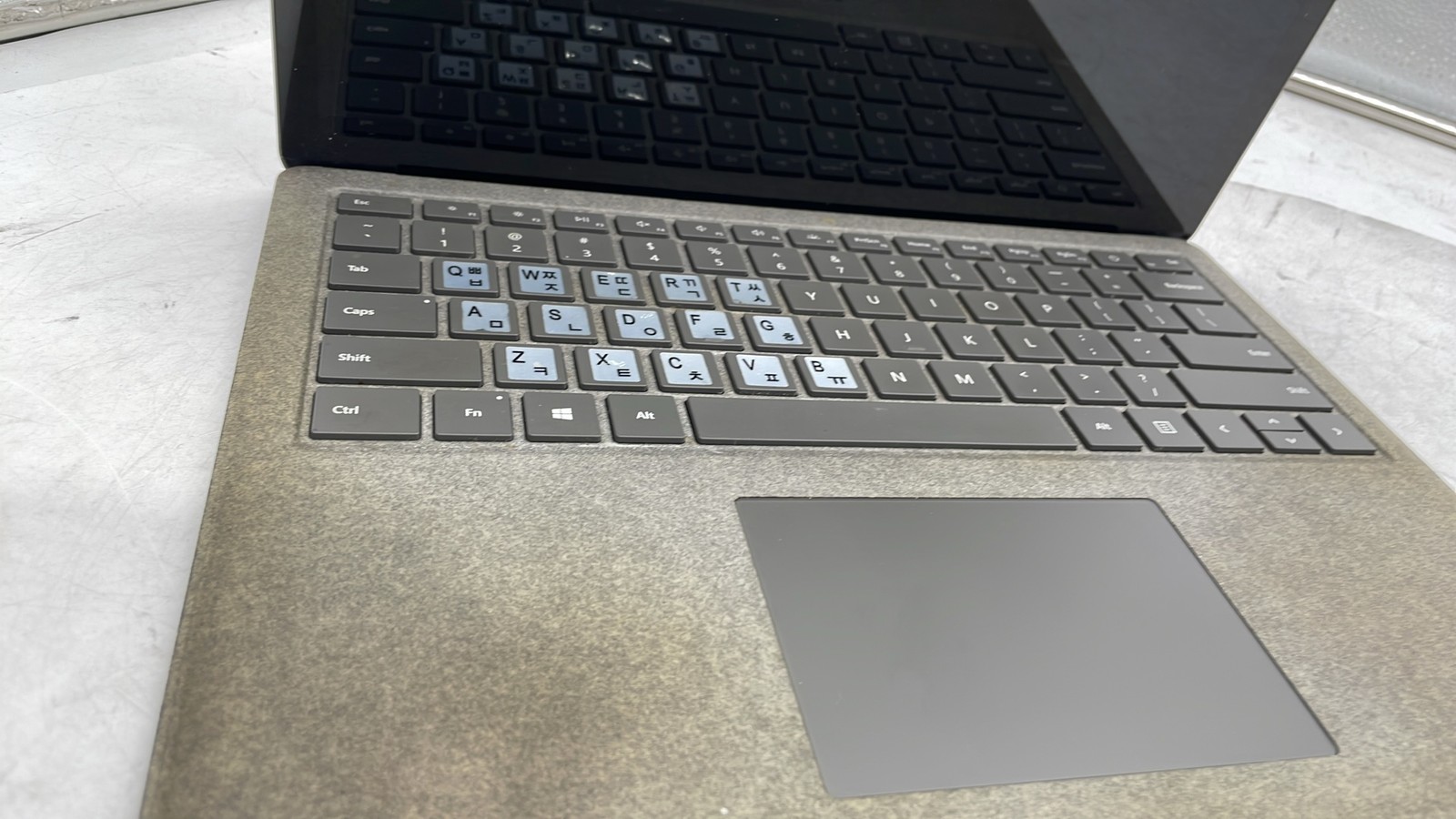 Microsoft Surface Model 1769 Notebook Laptop with Adapter
