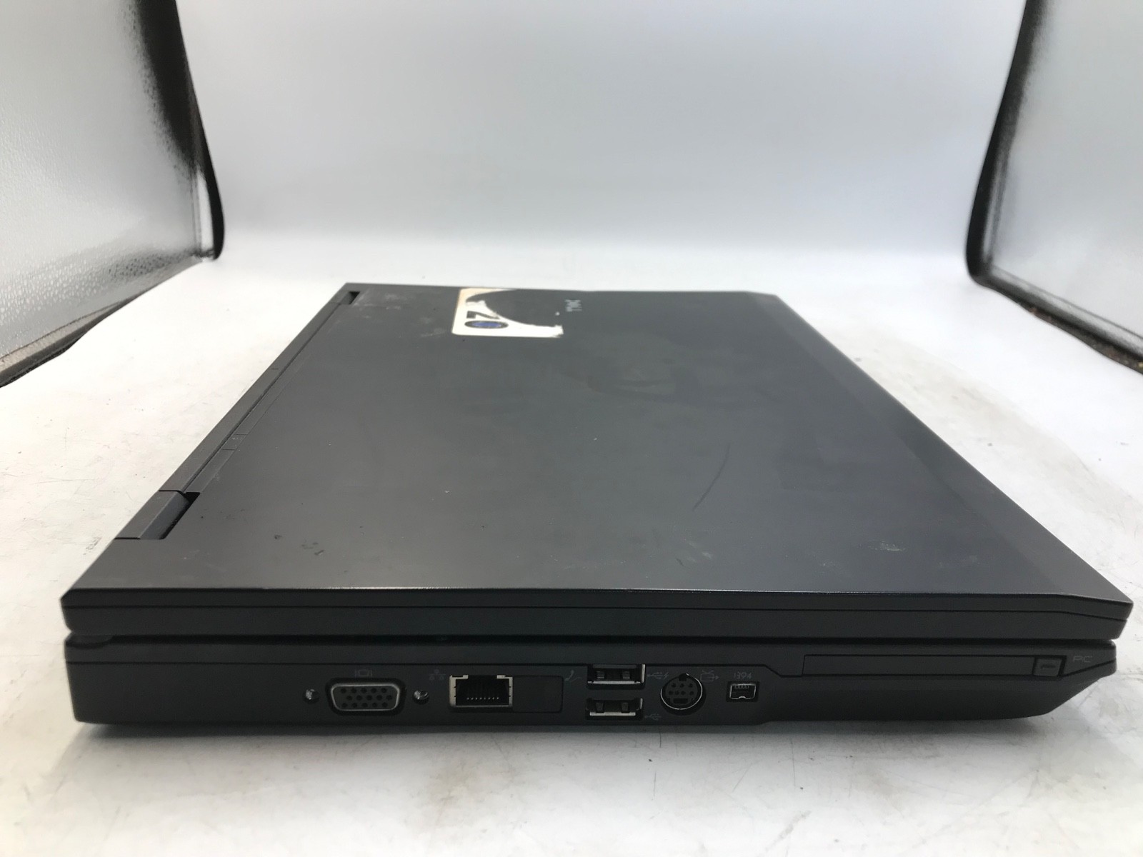 Dell Latitude E5400 Intel Core 2 Duo 14″ Laptop-BAD DISPLAY/MISSING KEYS-MZ